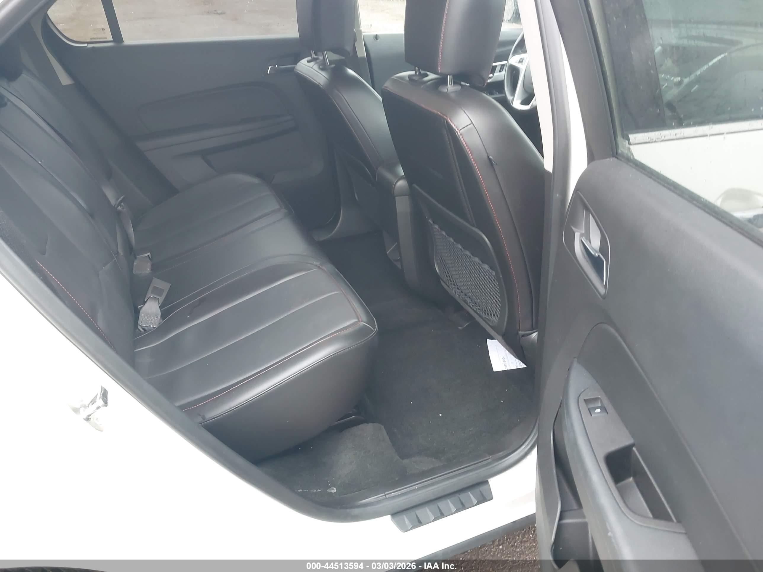 CHEVROLET EQUINOX image 8