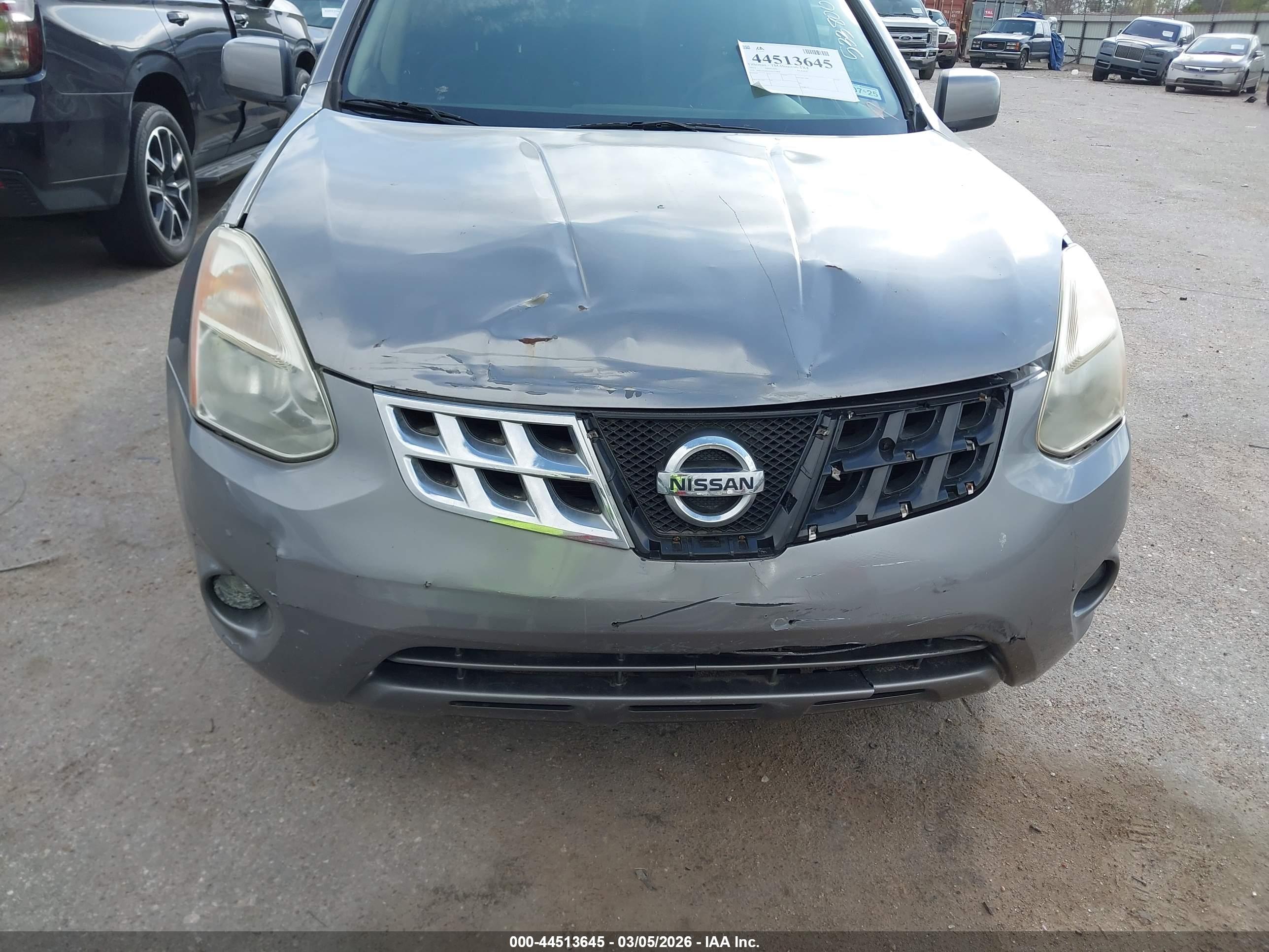 NISSAN ROGUE image 6