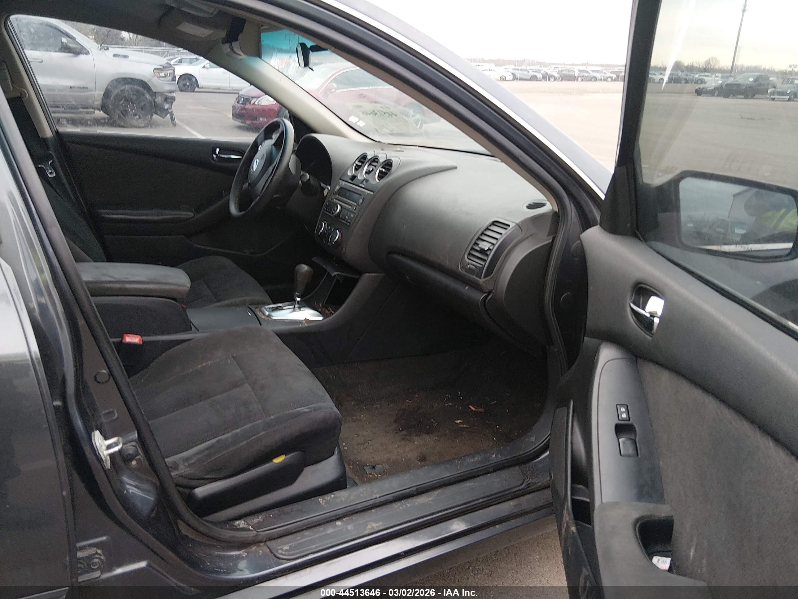 NISSAN ALTIMA image 5