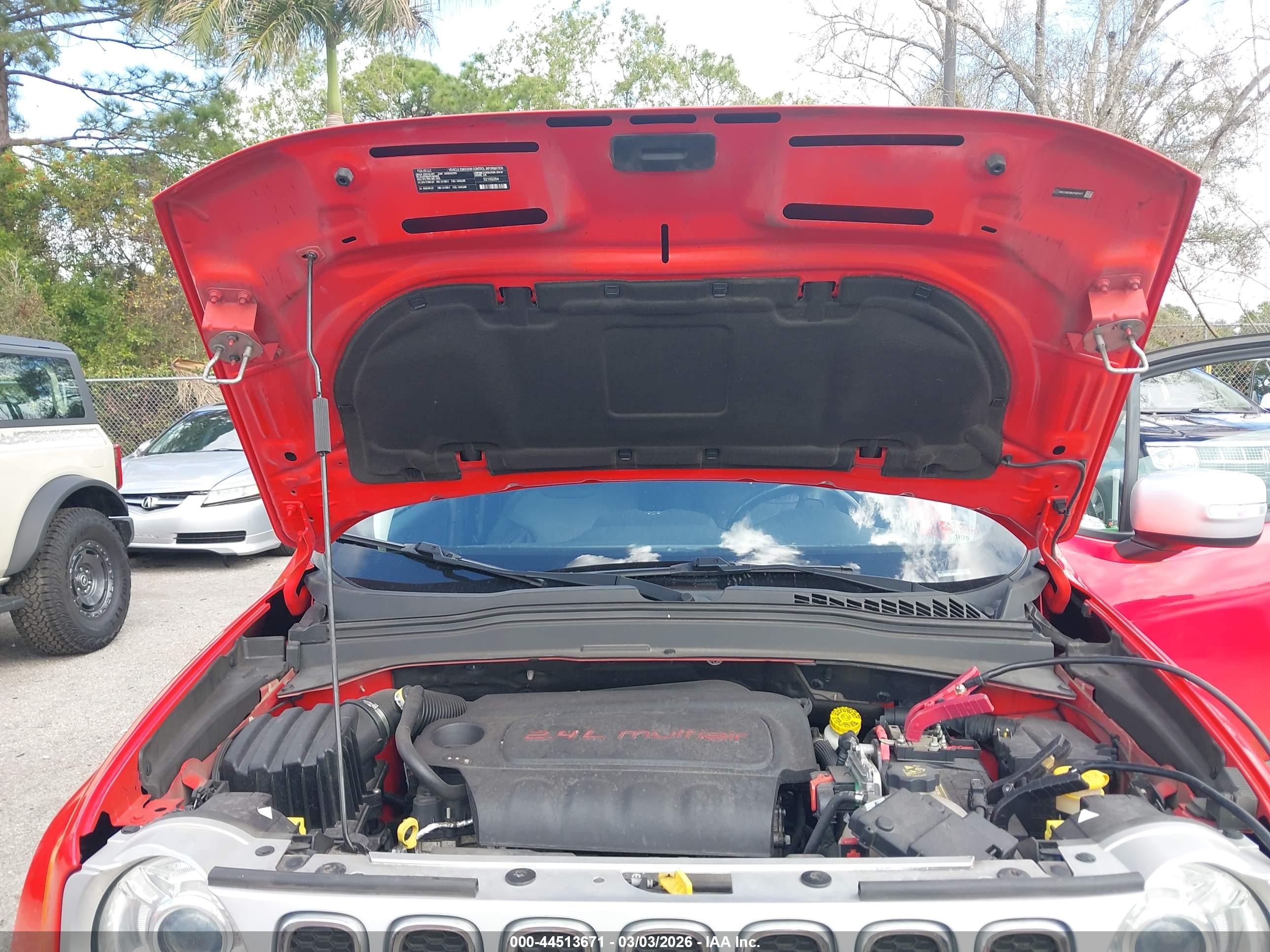 JEEP RENEGADE image 10