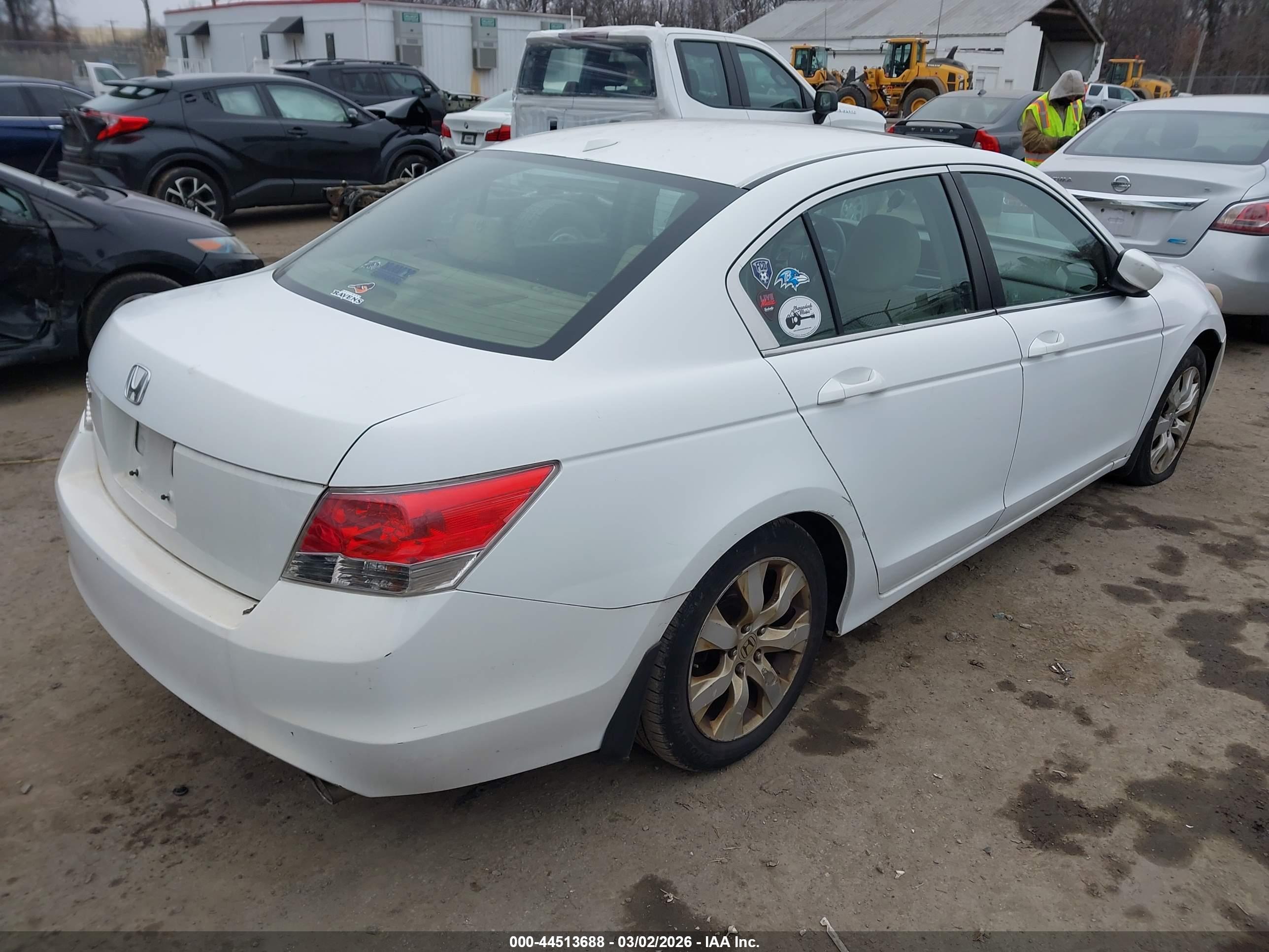 HONDA ACCORD image 4