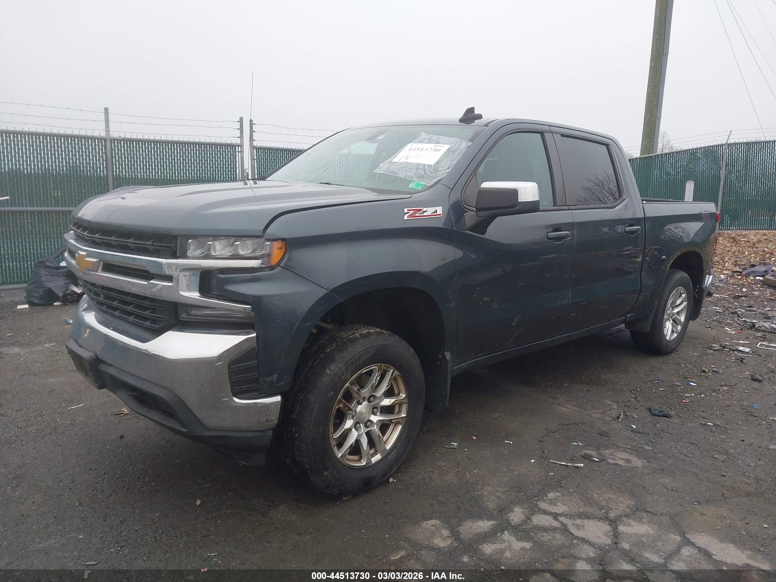 CHEVROLET SILVERADO image 2