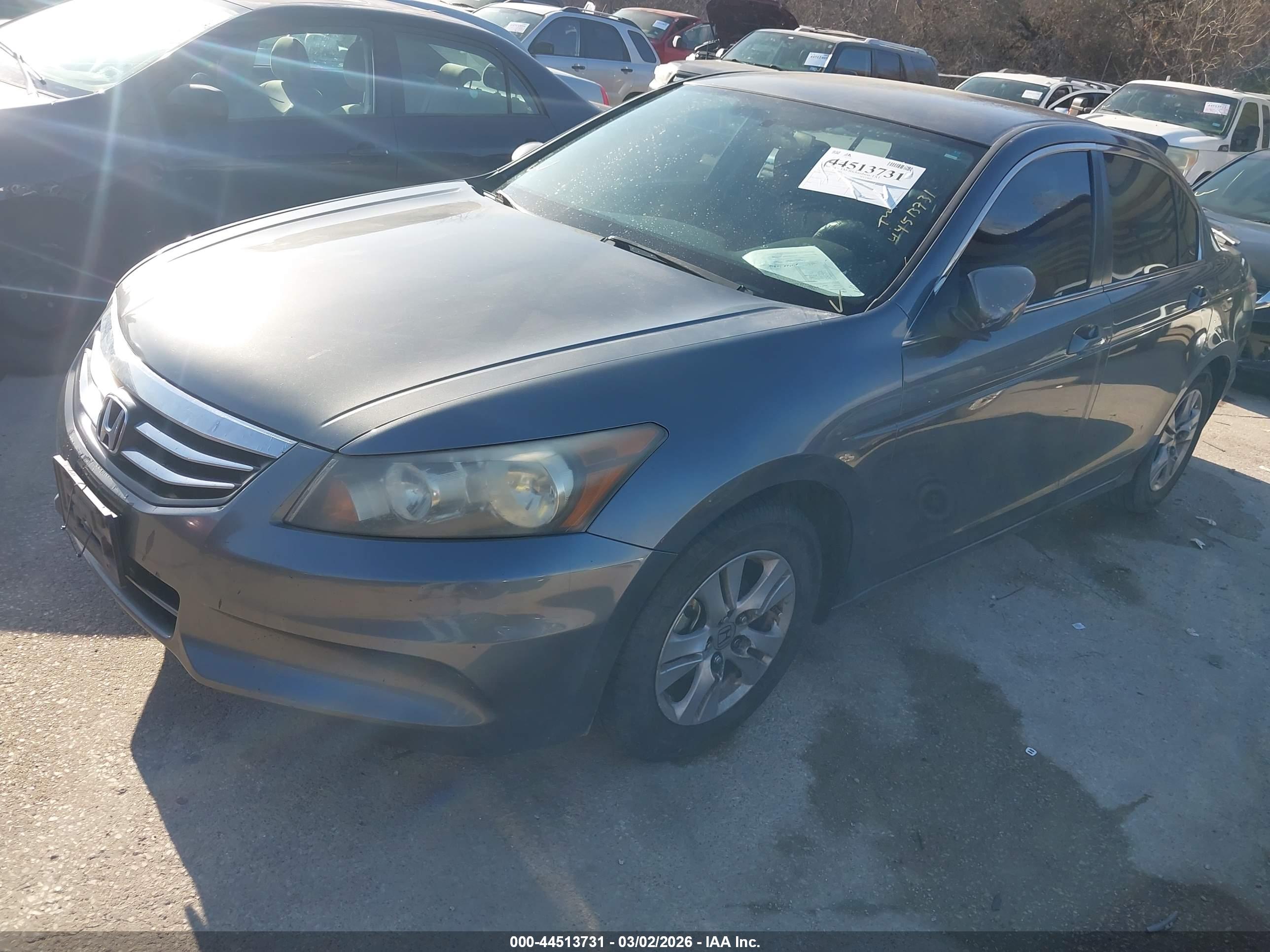 HONDA ACCORD image 2