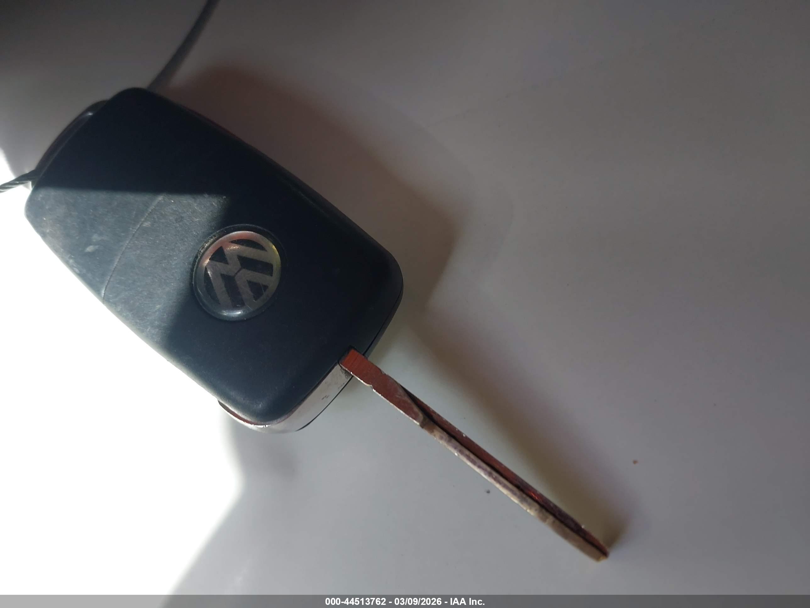 VOLKSWAGEN JETTA image 11