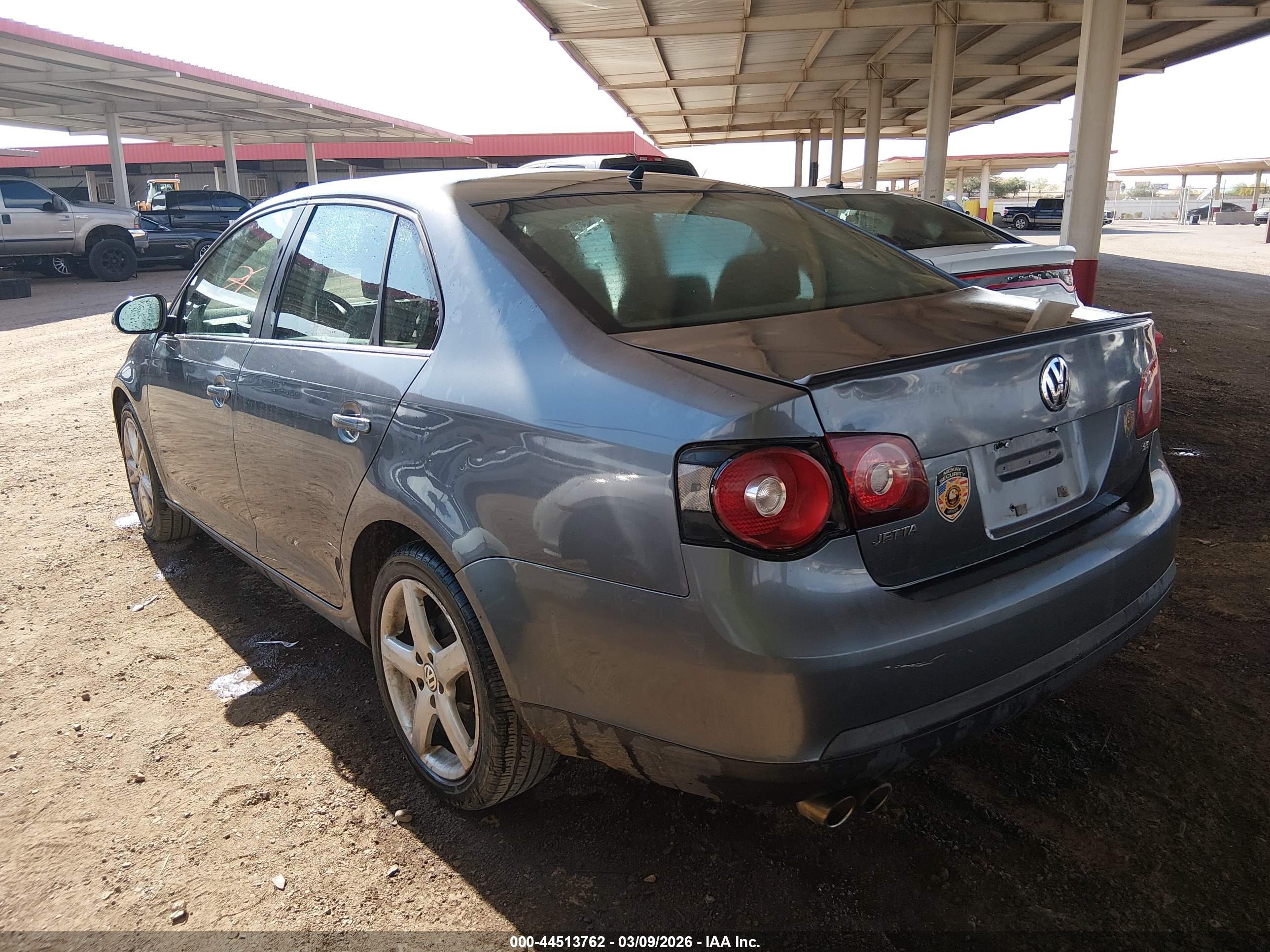 VOLKSWAGEN JETTA image 3