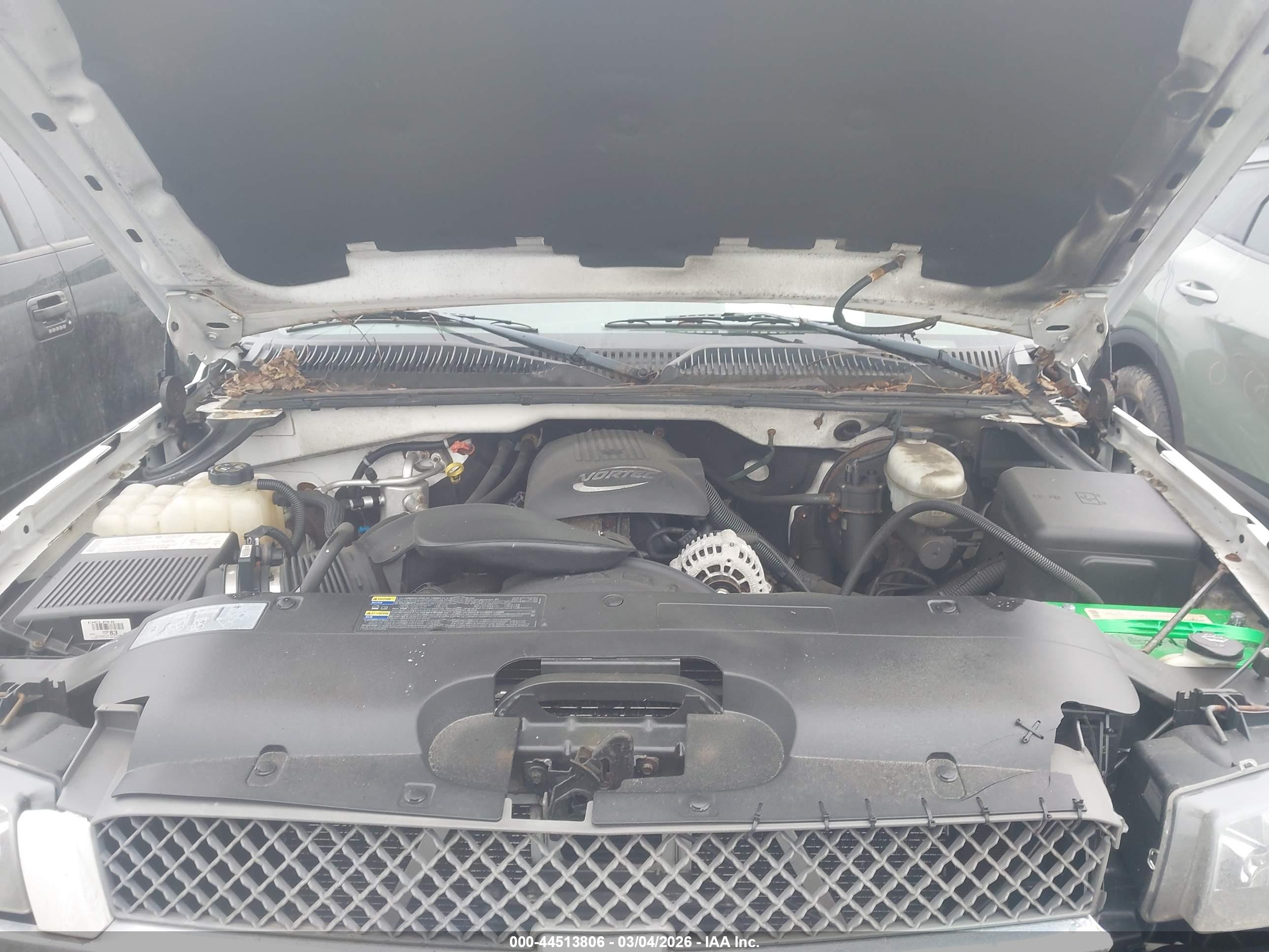 CHEVROLET SILVERADO image 10