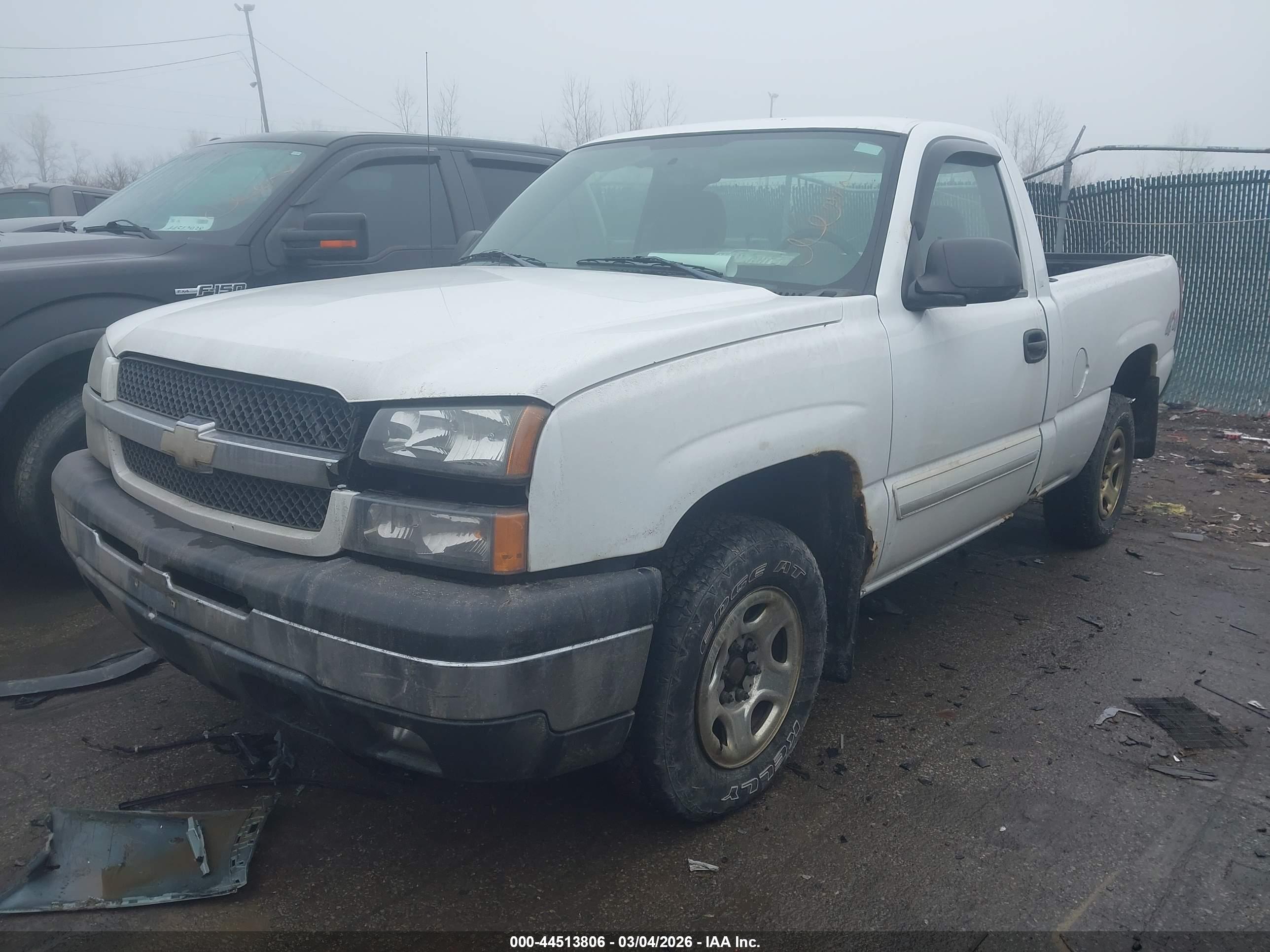 CHEVROLET SILVERADO image 2