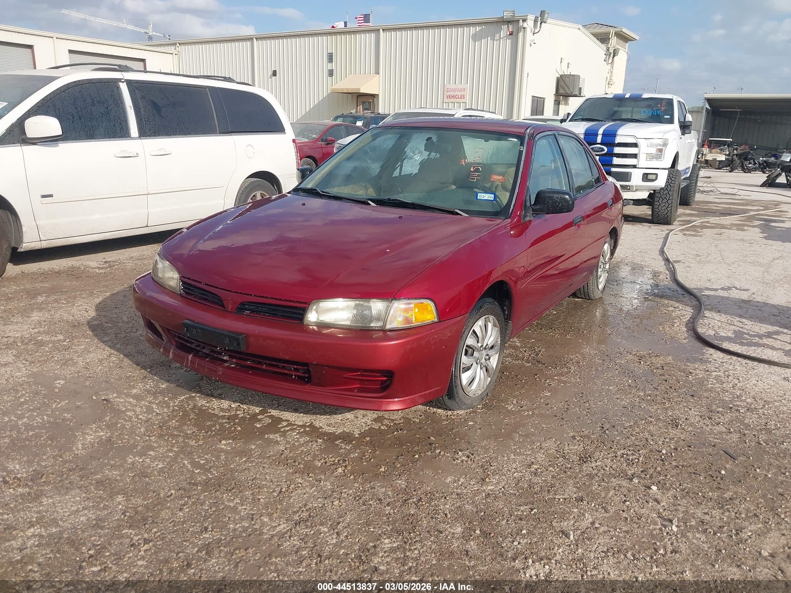 MITSUBISHI MIRAGE image 2