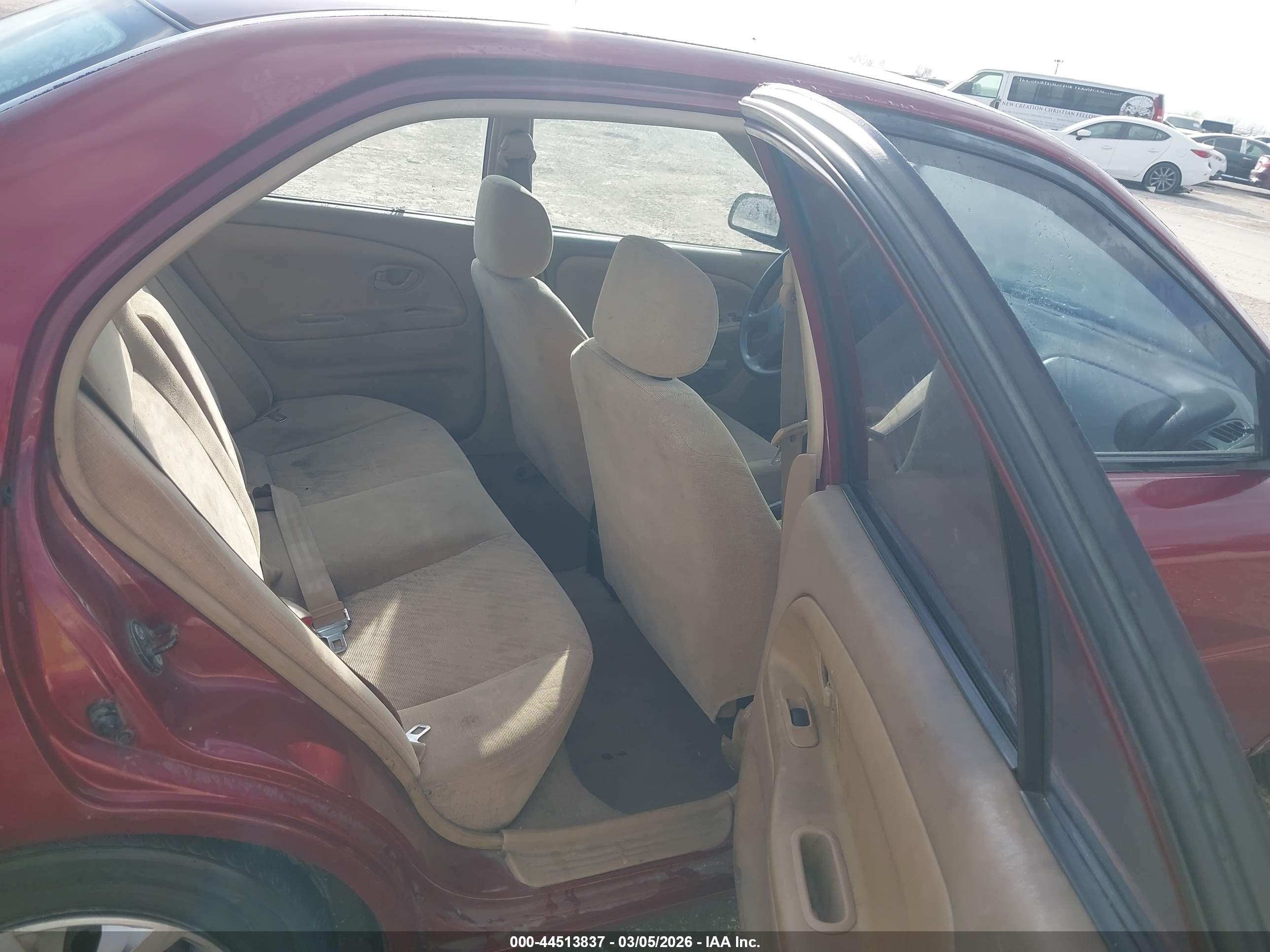MITSUBISHI MIRAGE image 8