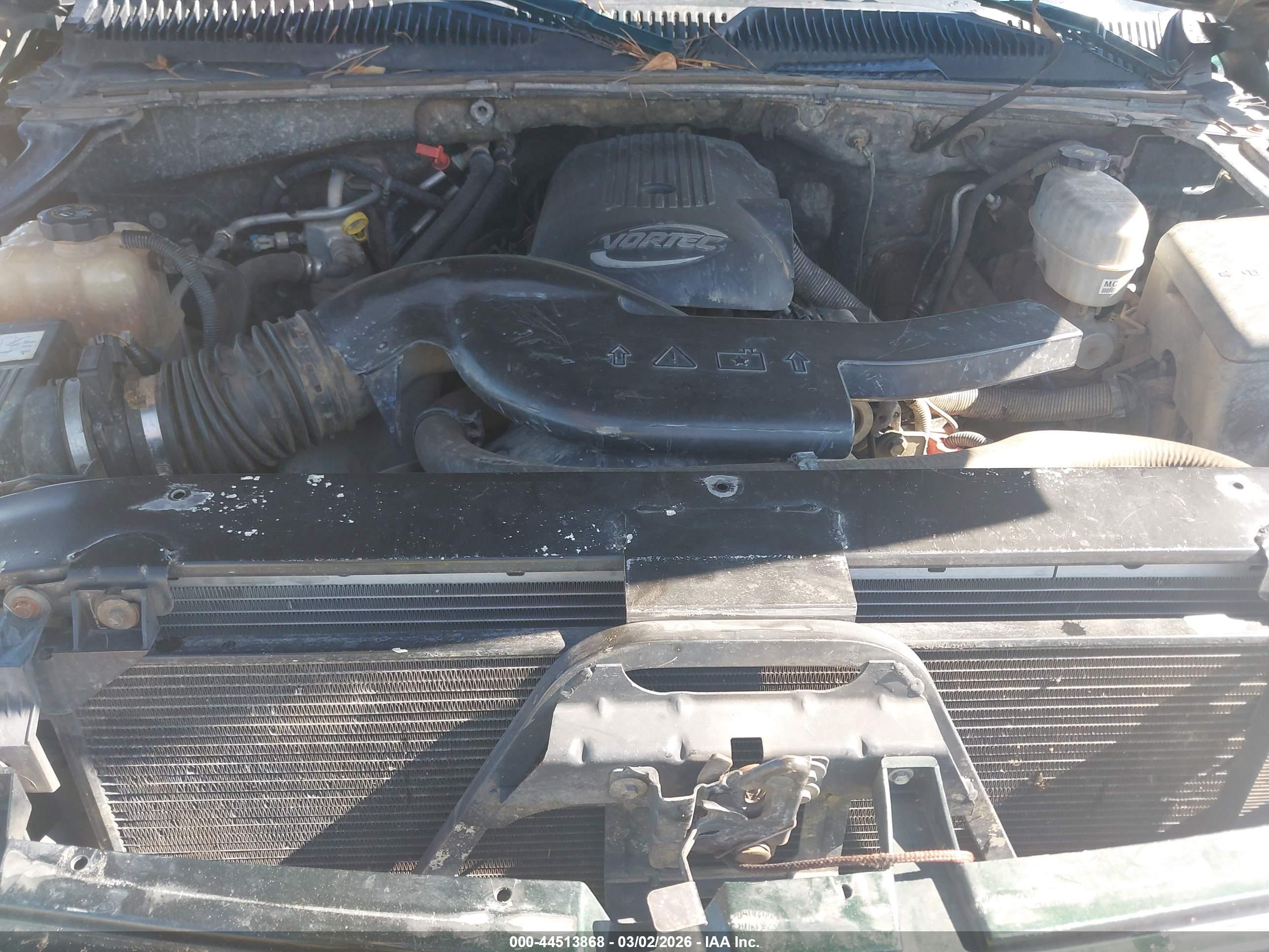 CHEVROLET TAHOE image 10
