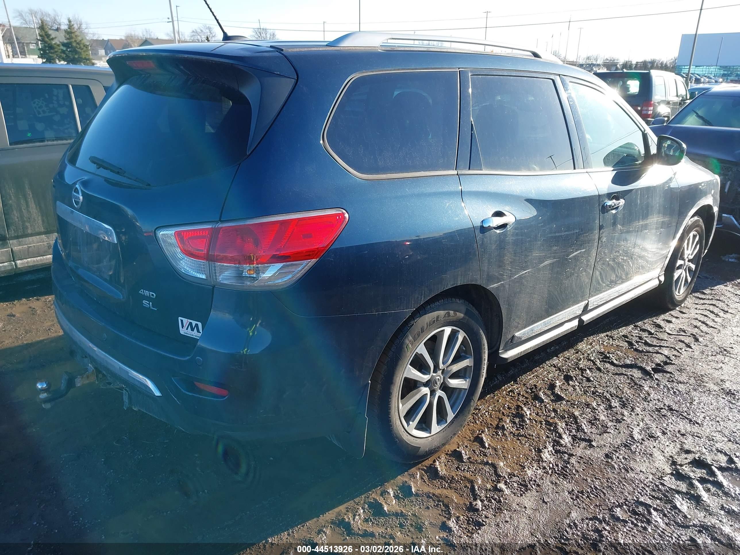 NISSAN PATHFINDER image 4