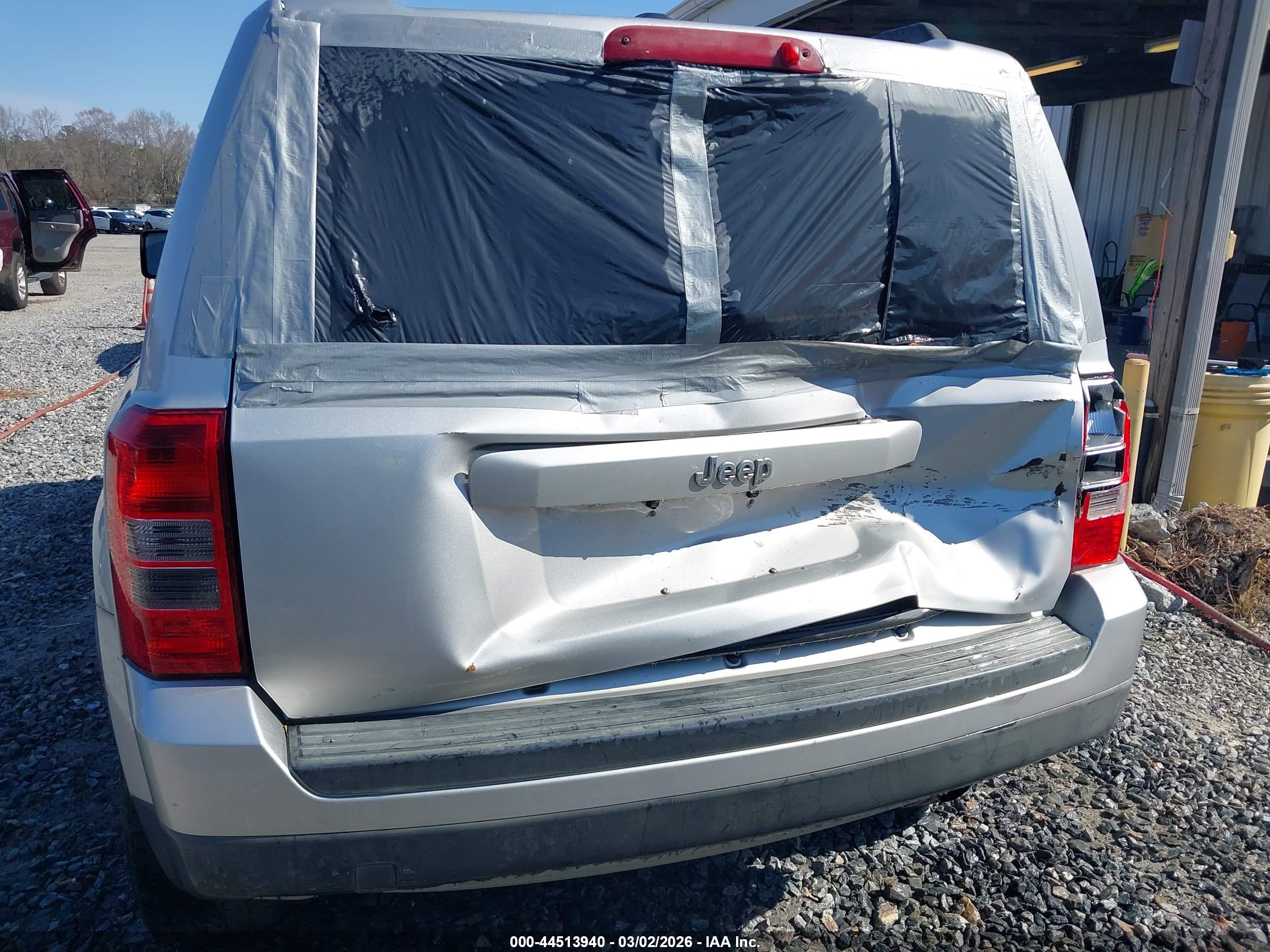 JEEP PATRIOT image 6