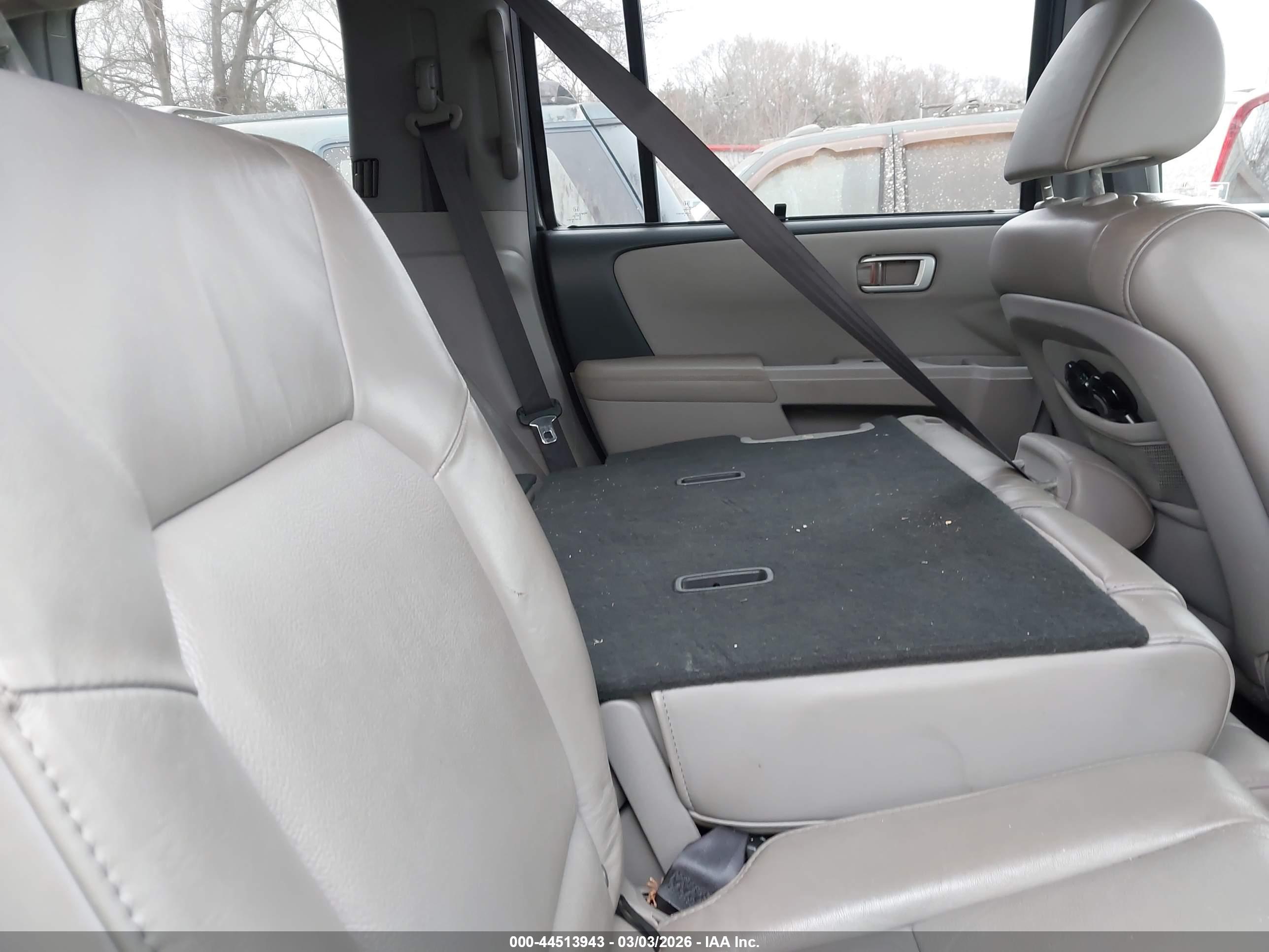 HONDA PILOT image 8