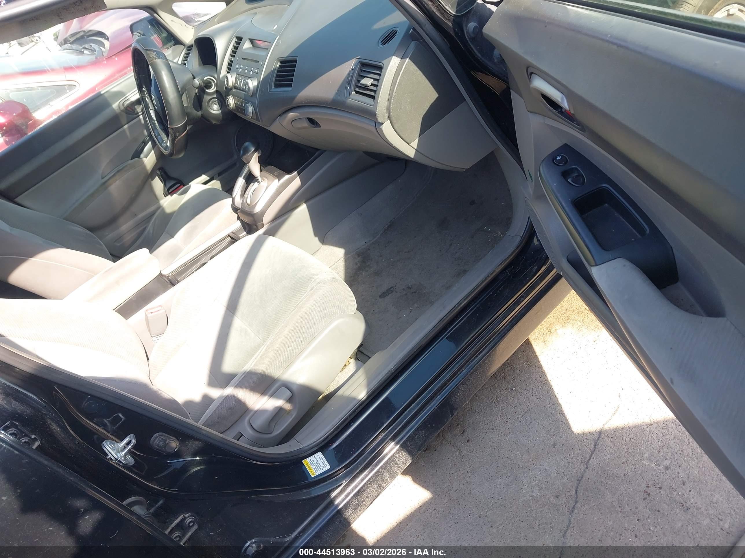 HONDA CIVIC image 5