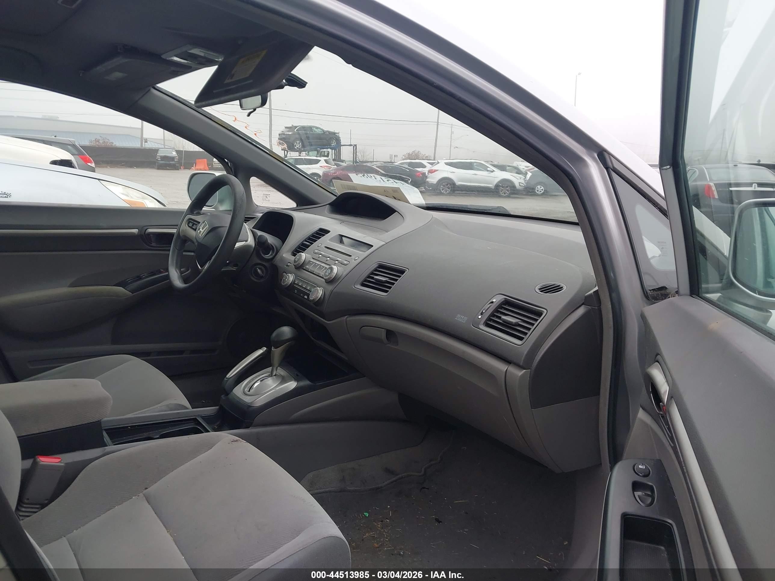 HONDA CIVIC image 5