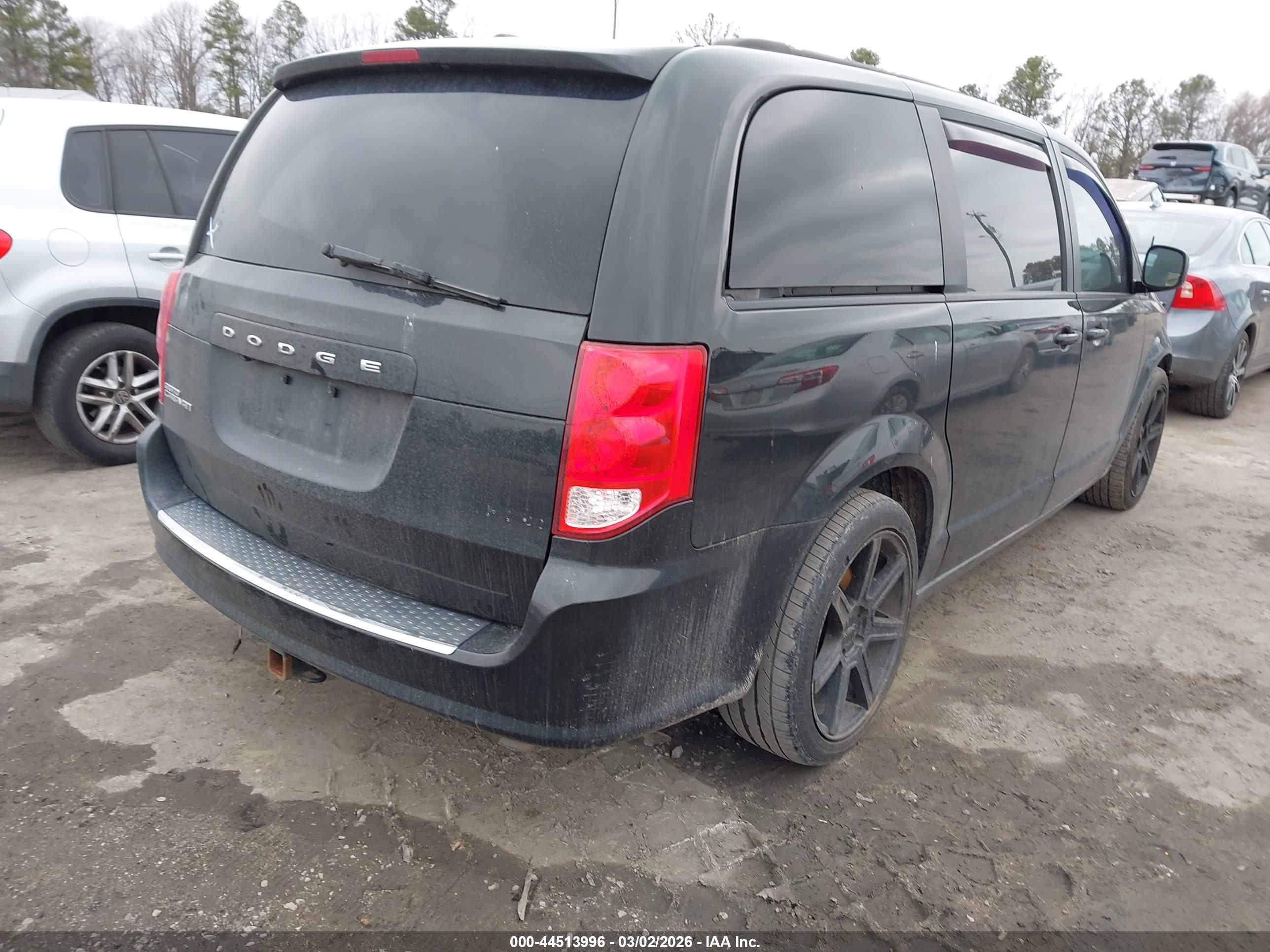 DODGE GRAND image 4