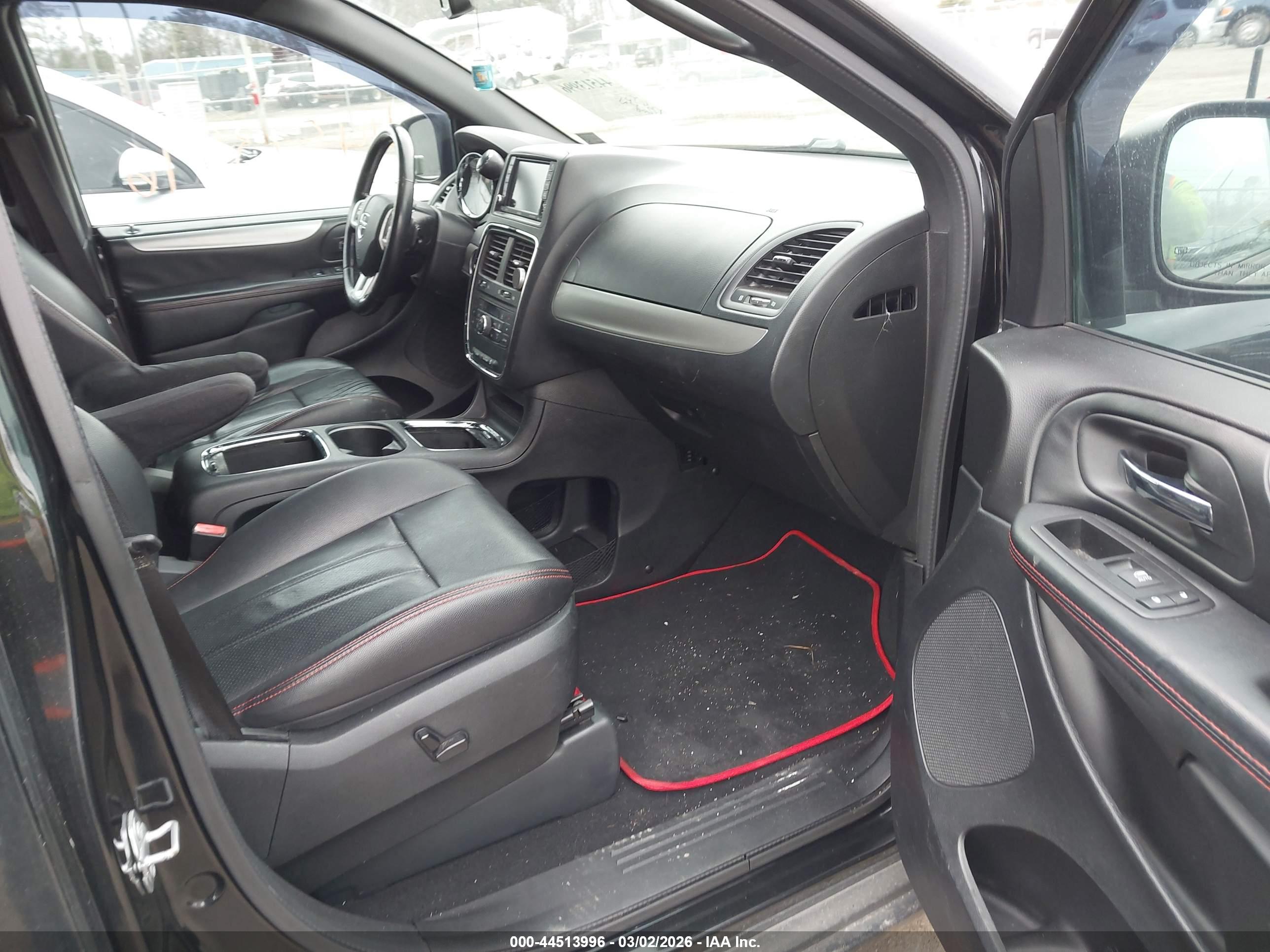 DODGE GRAND image 5