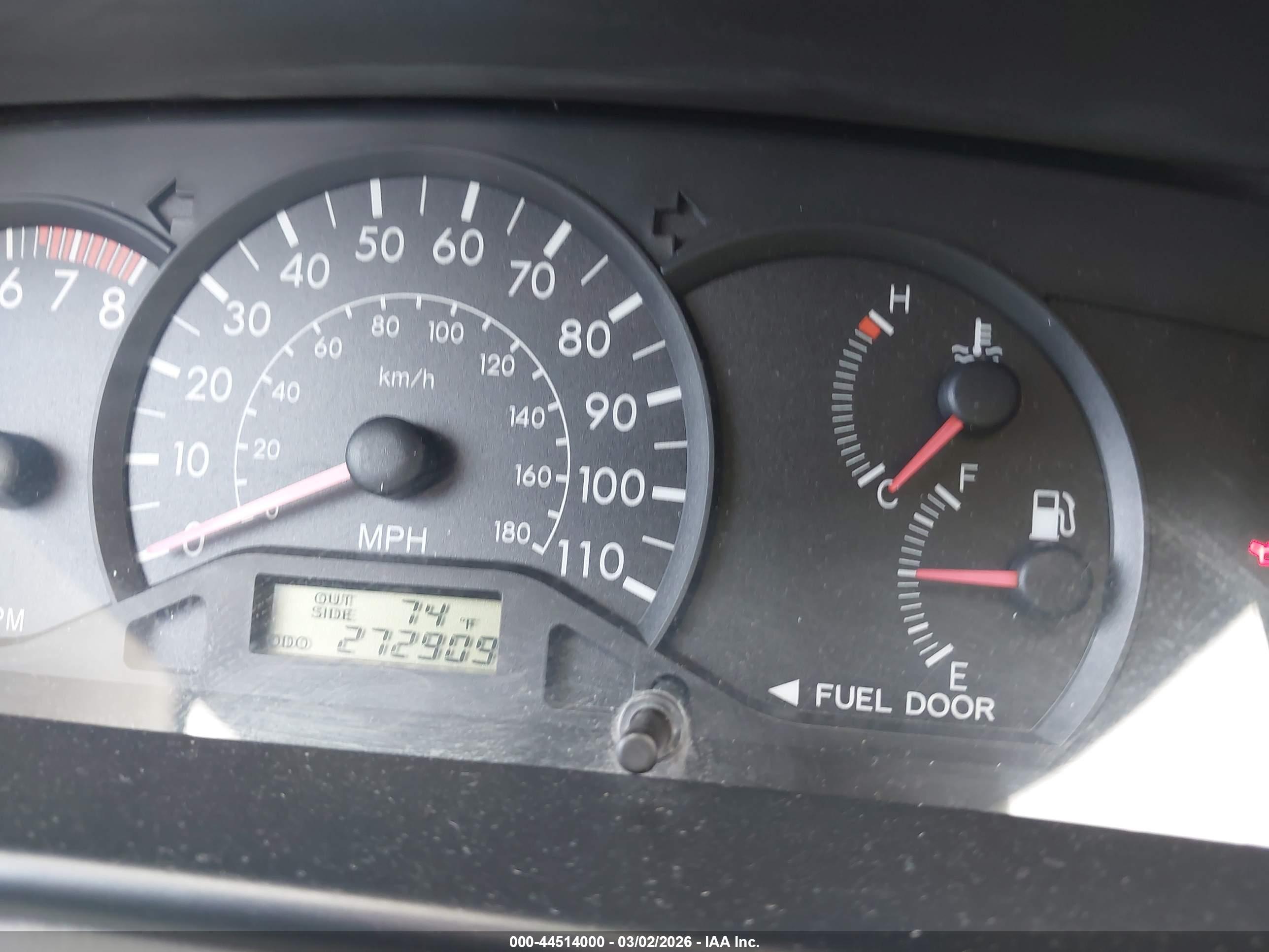 TOYOTA COROLLA image 7