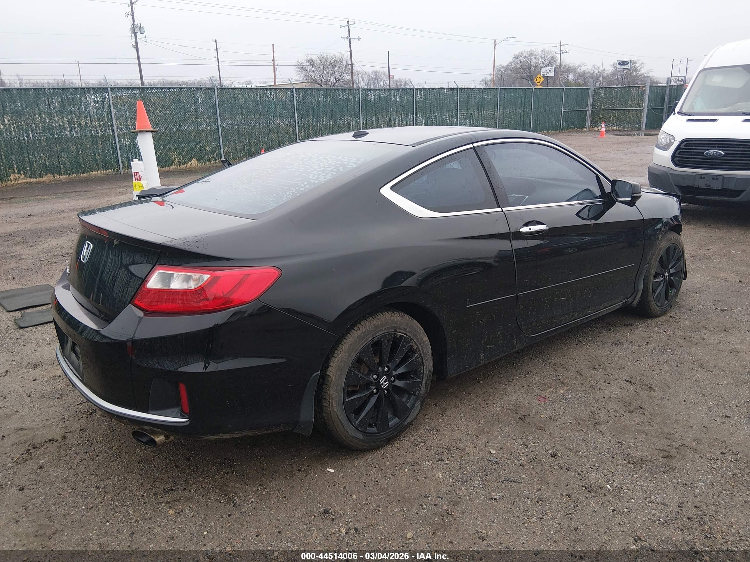 HONDA ACCORD image 4