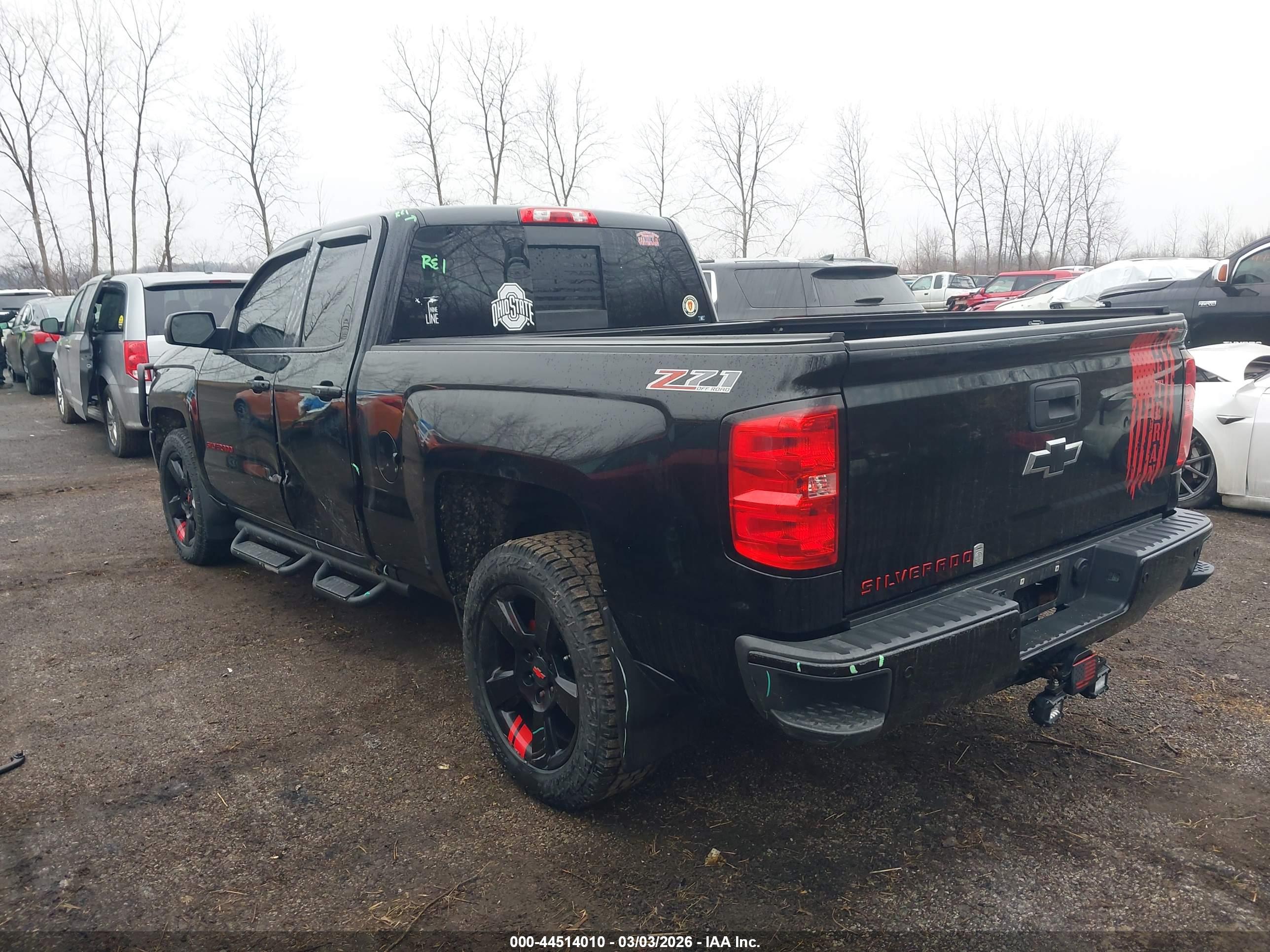 CHEVROLET SILVERADO image 3