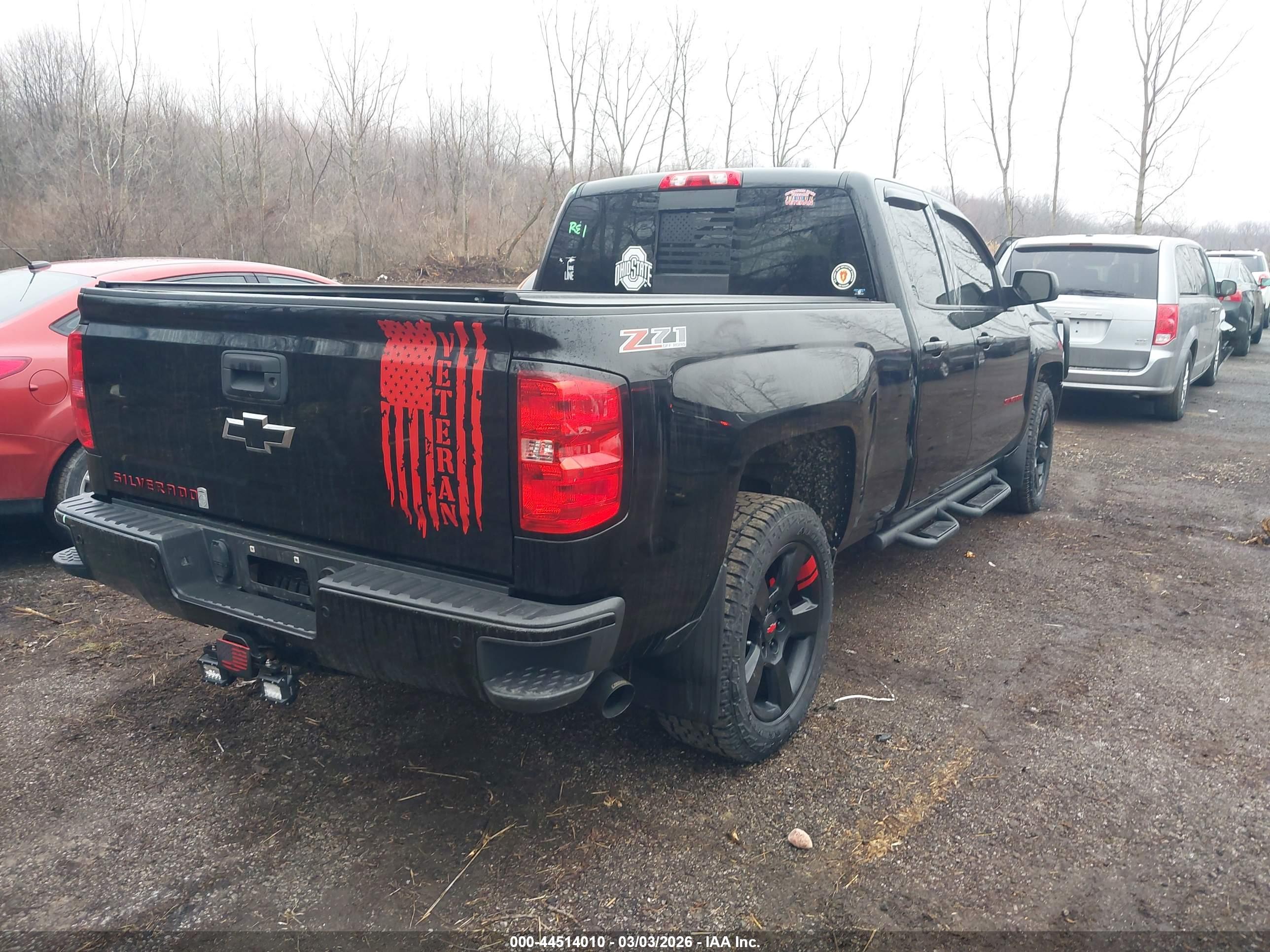 CHEVROLET SILVERADO image 4