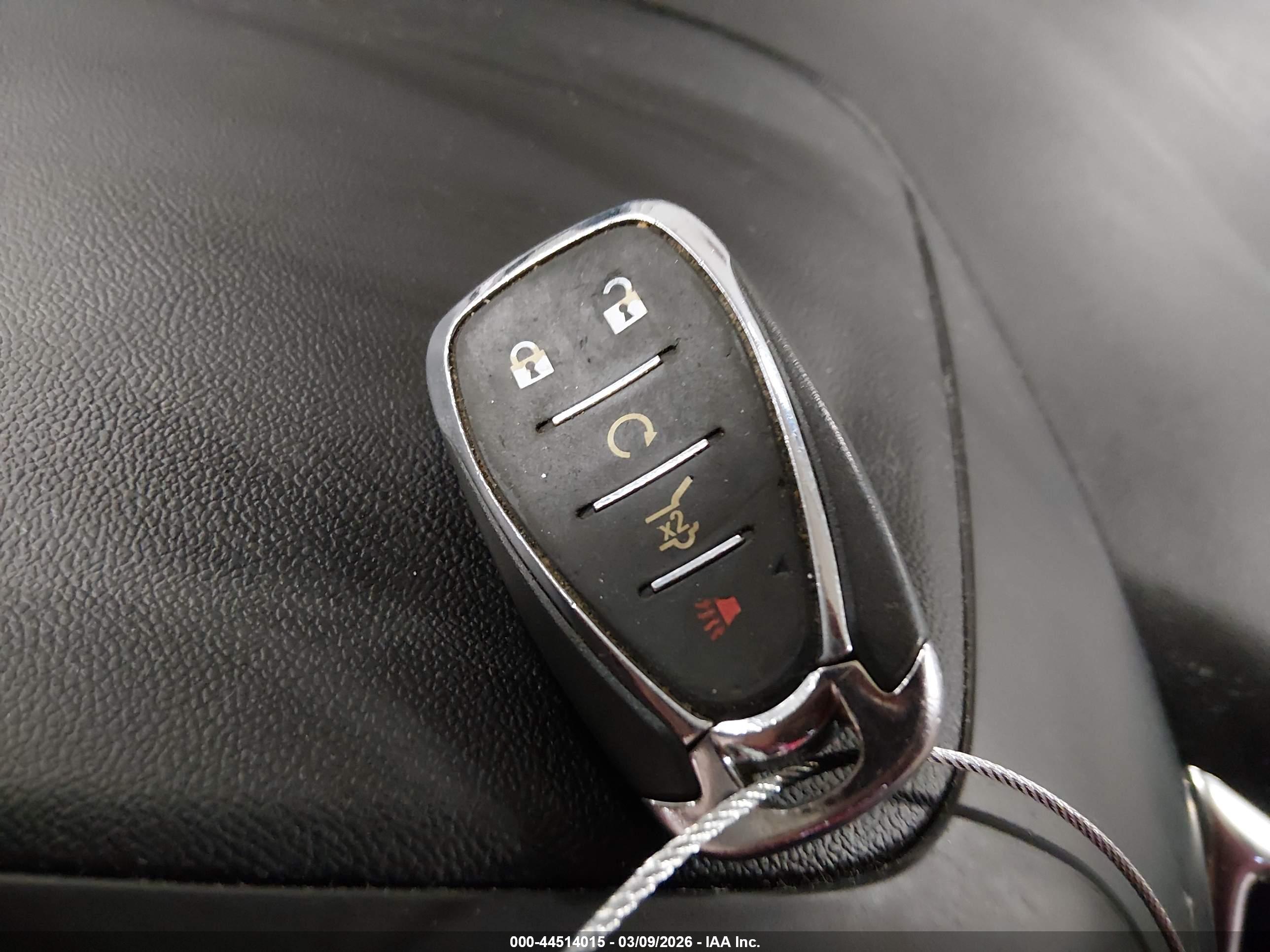 CHEVROLET EQUINOX image 11