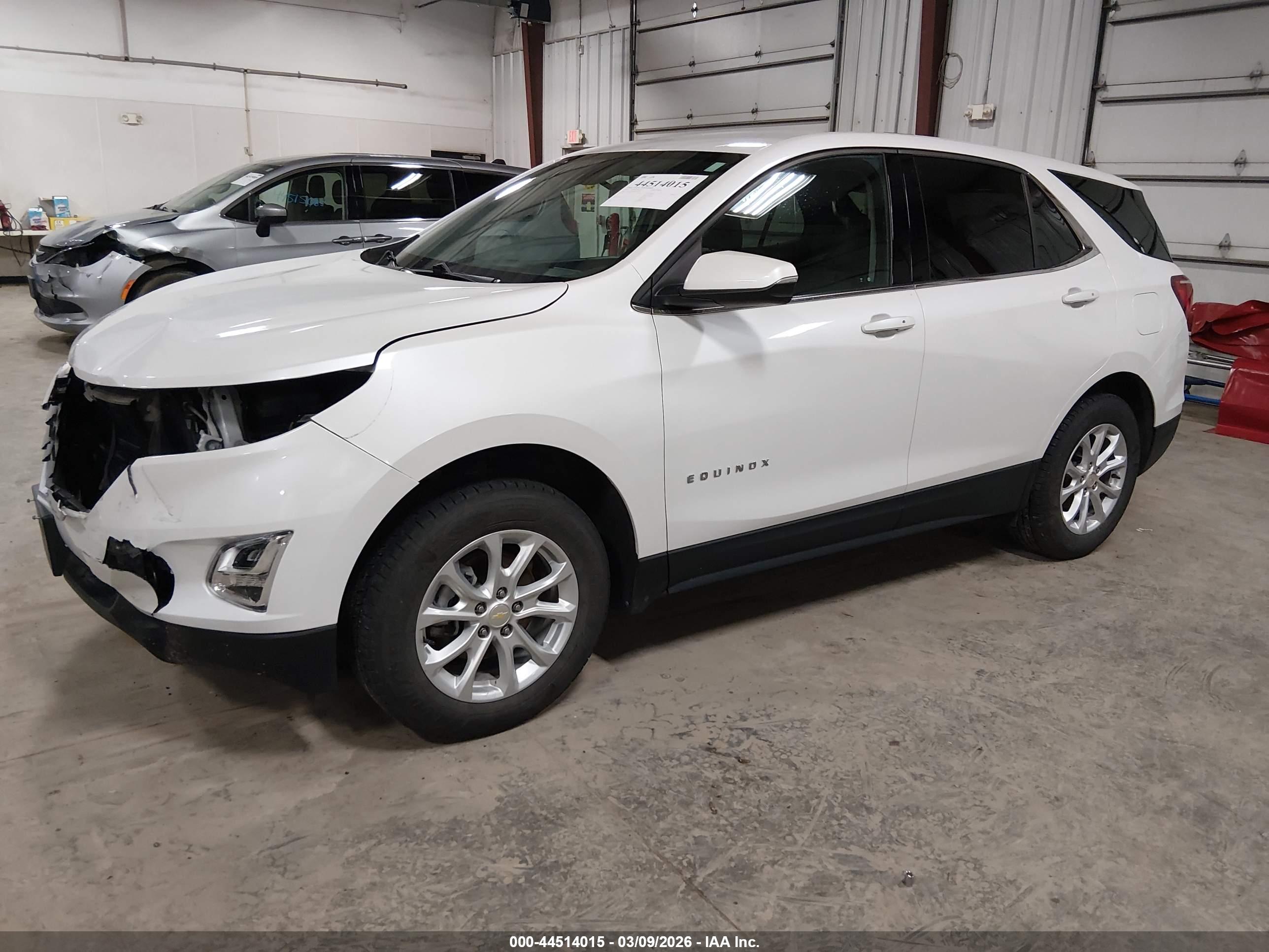 CHEVROLET EQUINOX image 2