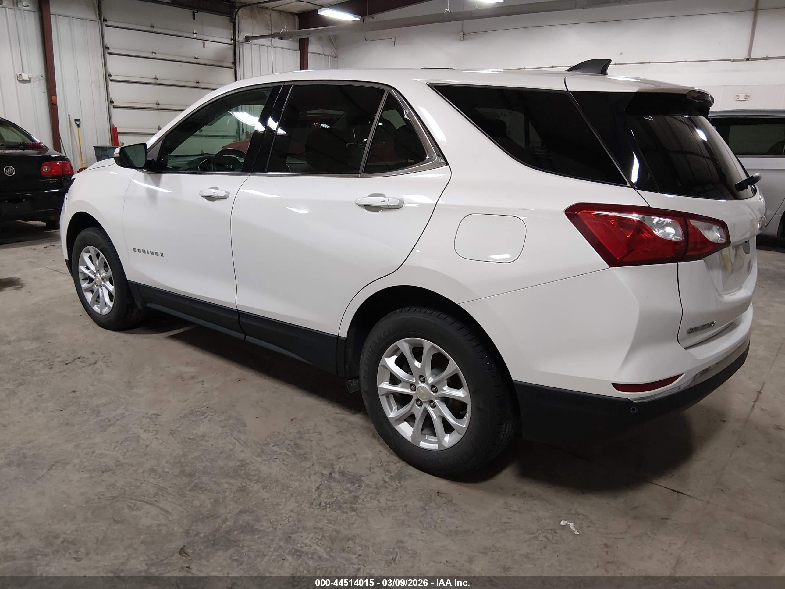 CHEVROLET EQUINOX image 3