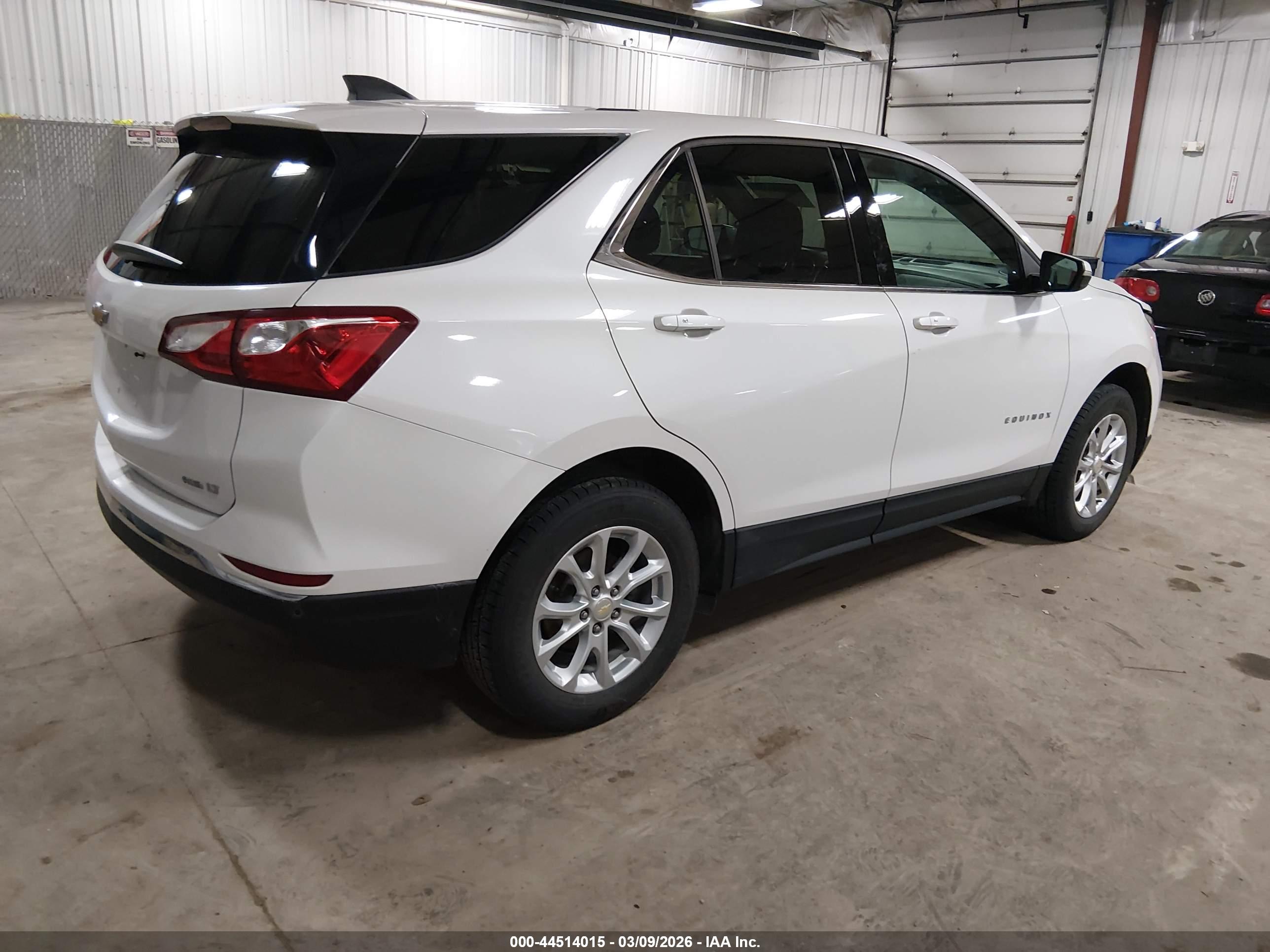 CHEVROLET EQUINOX image 4