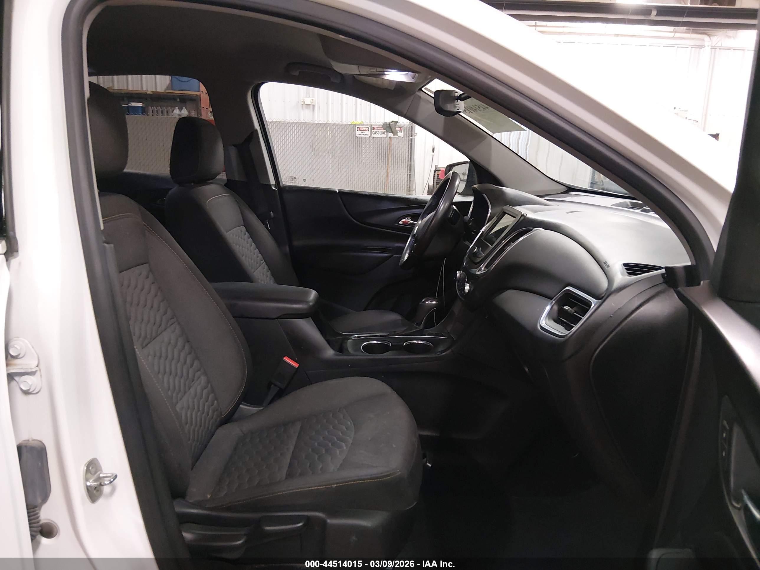 CHEVROLET EQUINOX image 5