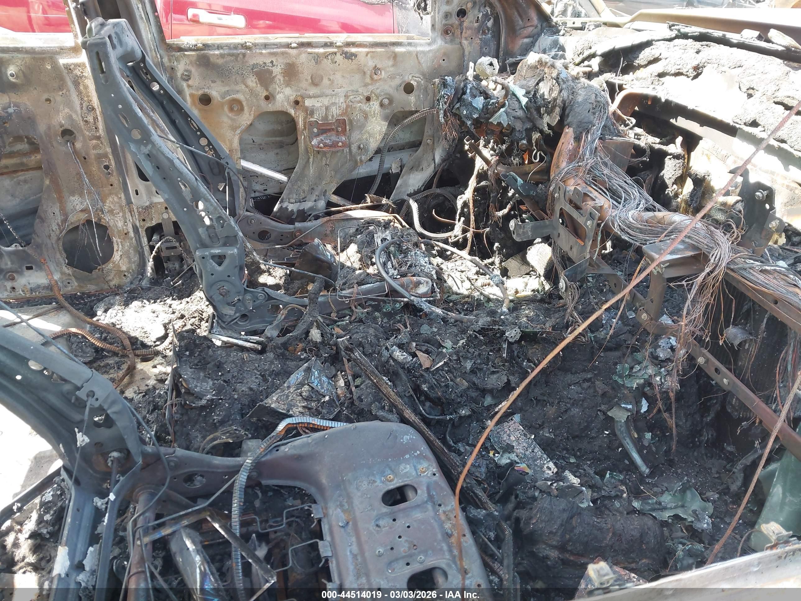 GMC SIERRA image 5
