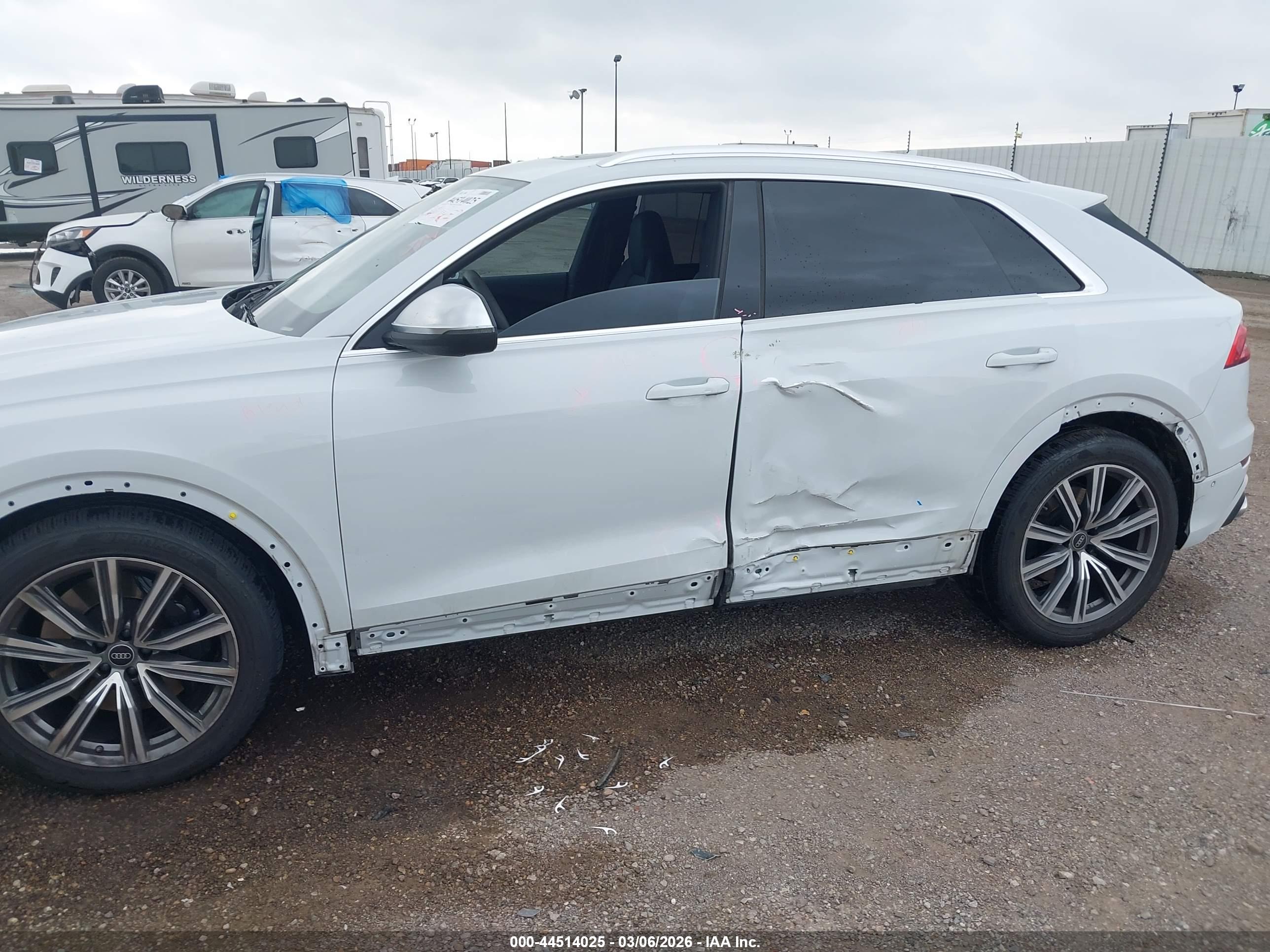 AUDI SQ8 image 6