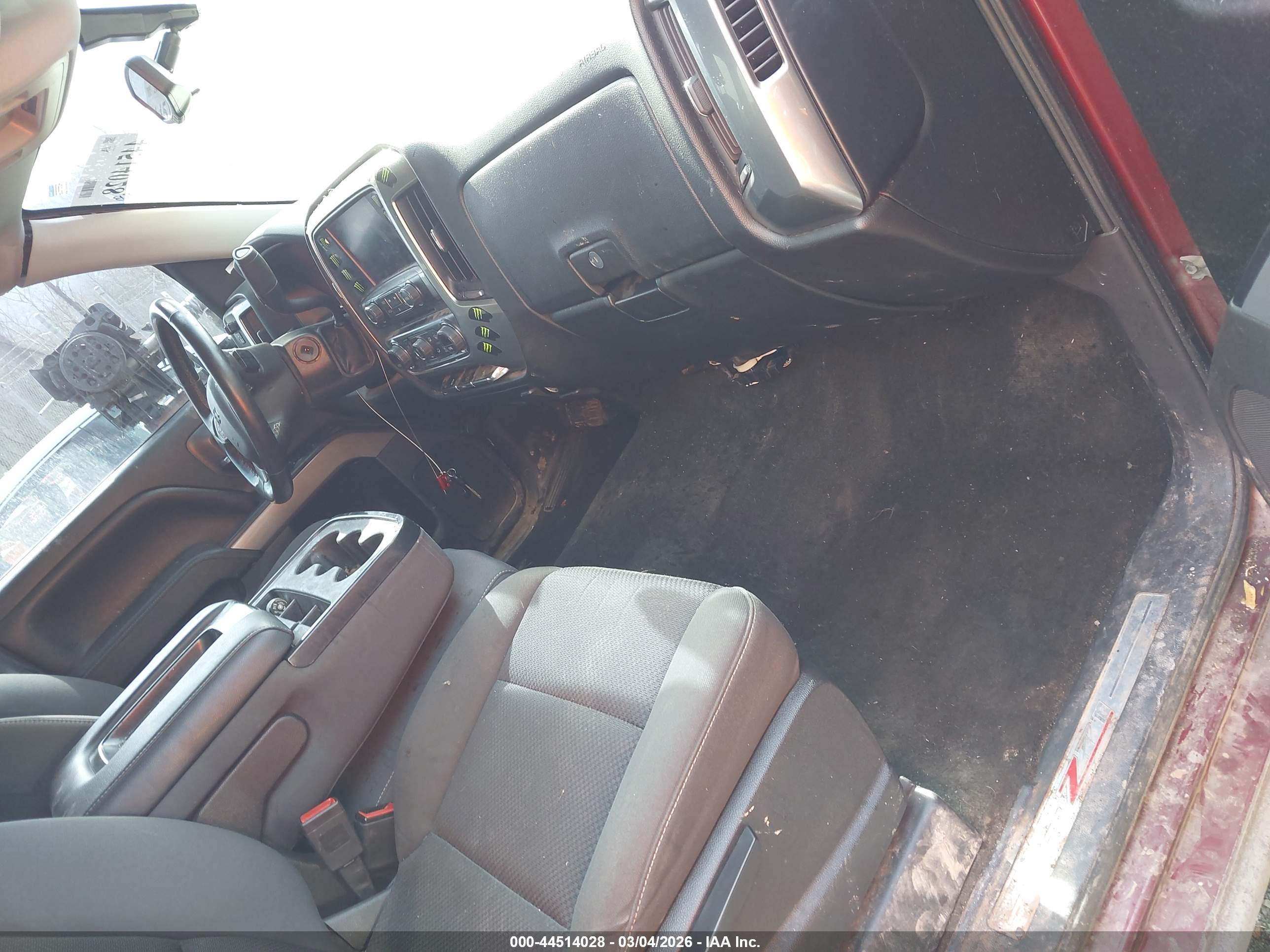 CHEVROLET SILVERADO image 5
