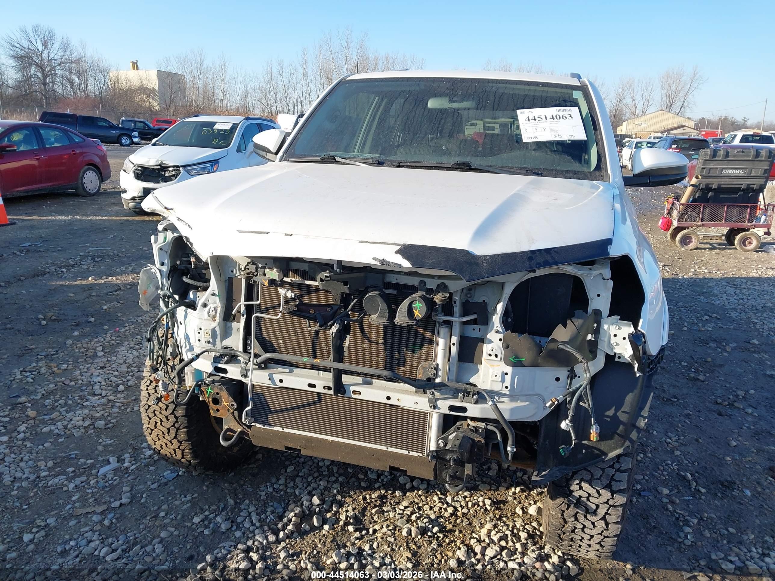 TOYOTA 4RUNNER image 6