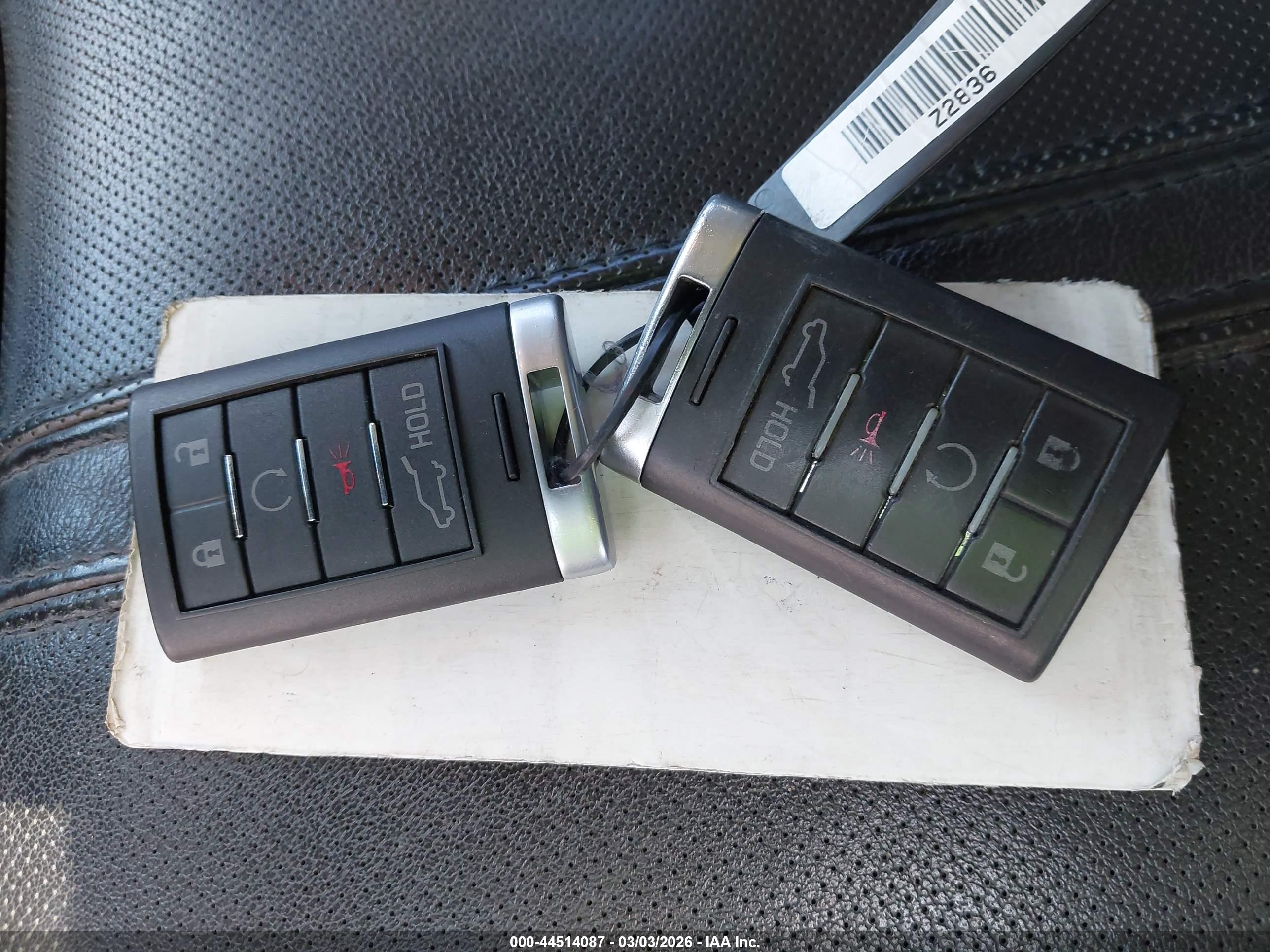 CADILLAC SRX image 11