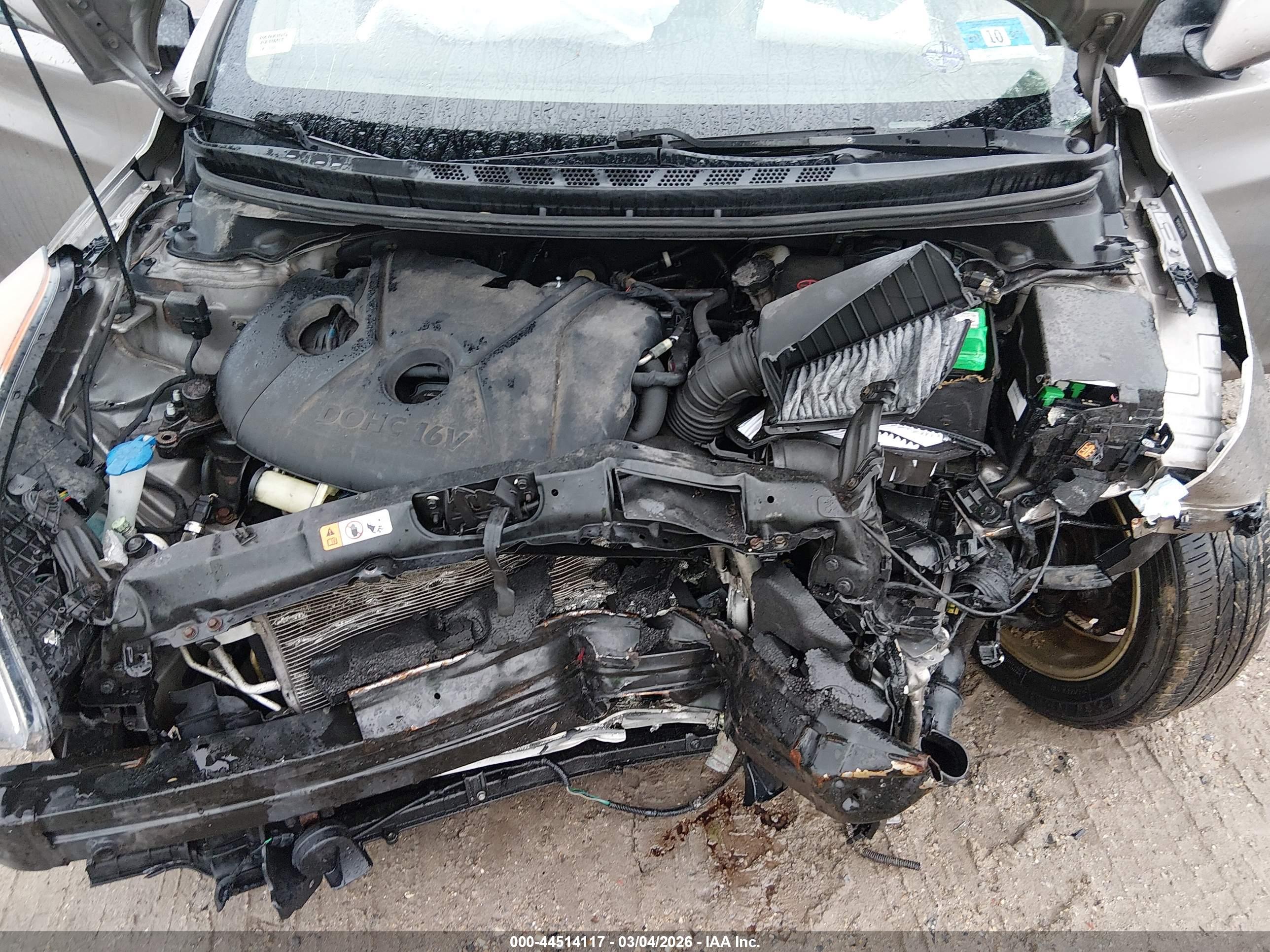 HYUNDAI ELANTRA image 10