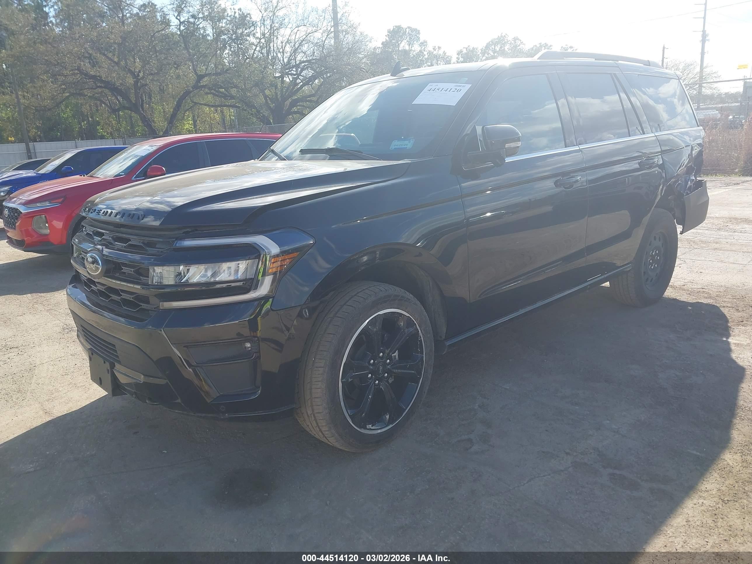 FORD EXPEDITION image 2