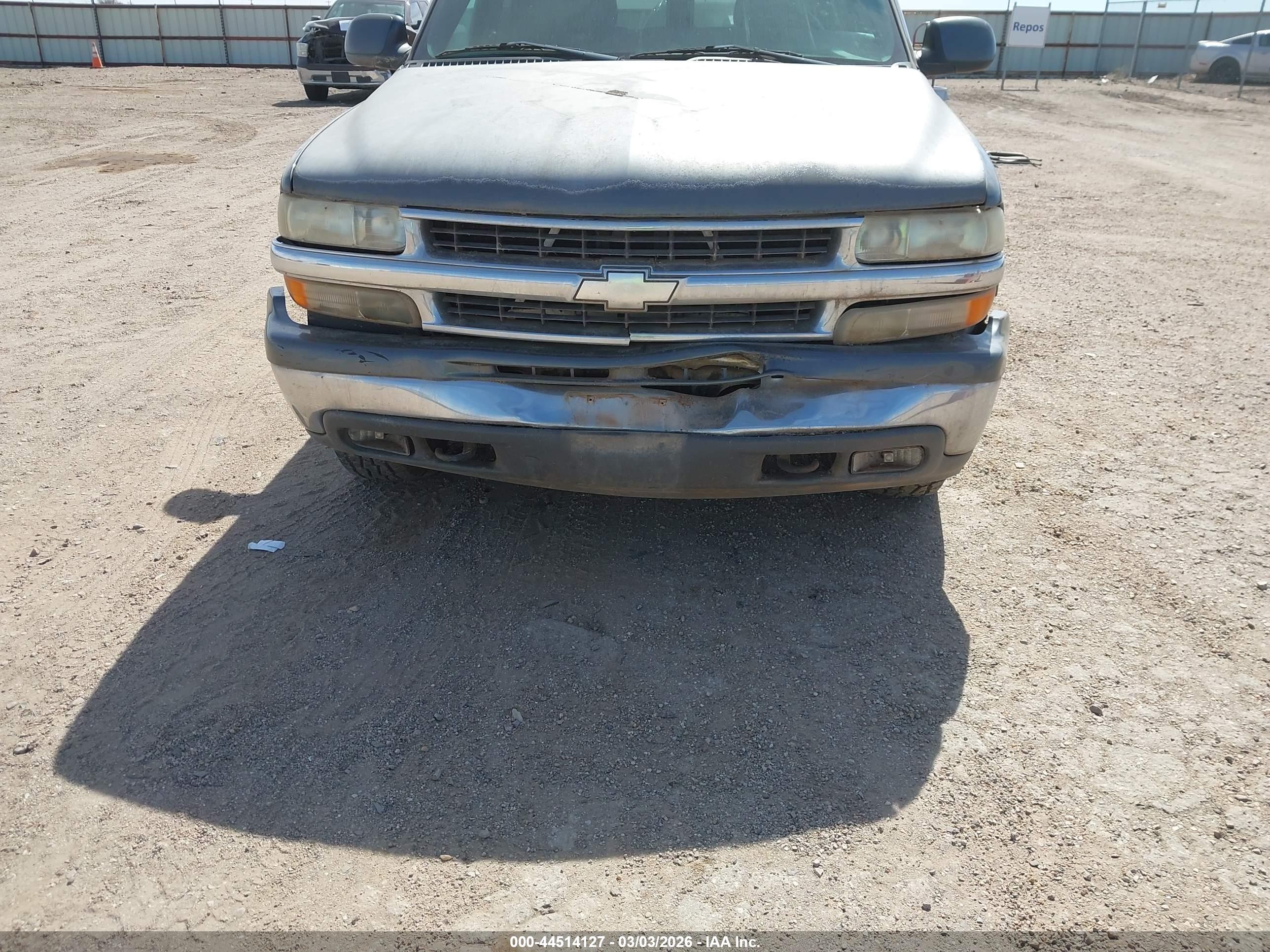 CHEVROLET TAHOE image 6