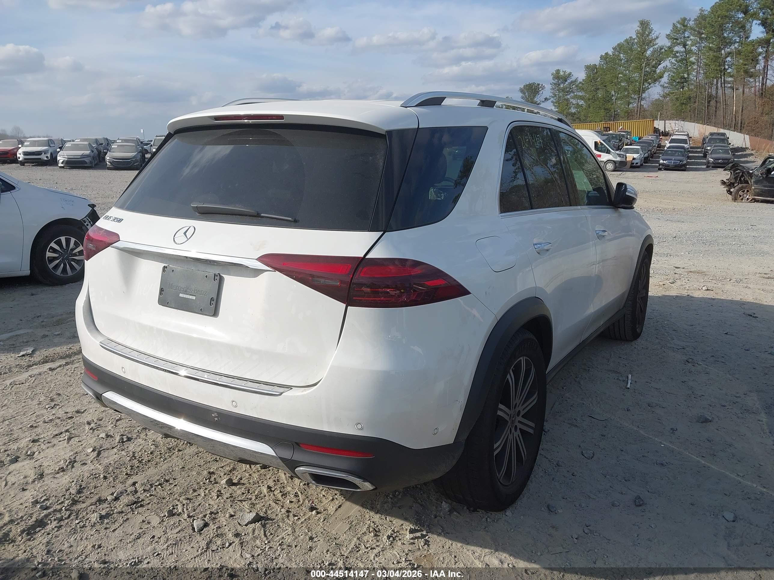 MERCEDES-BENZ GLE image 4