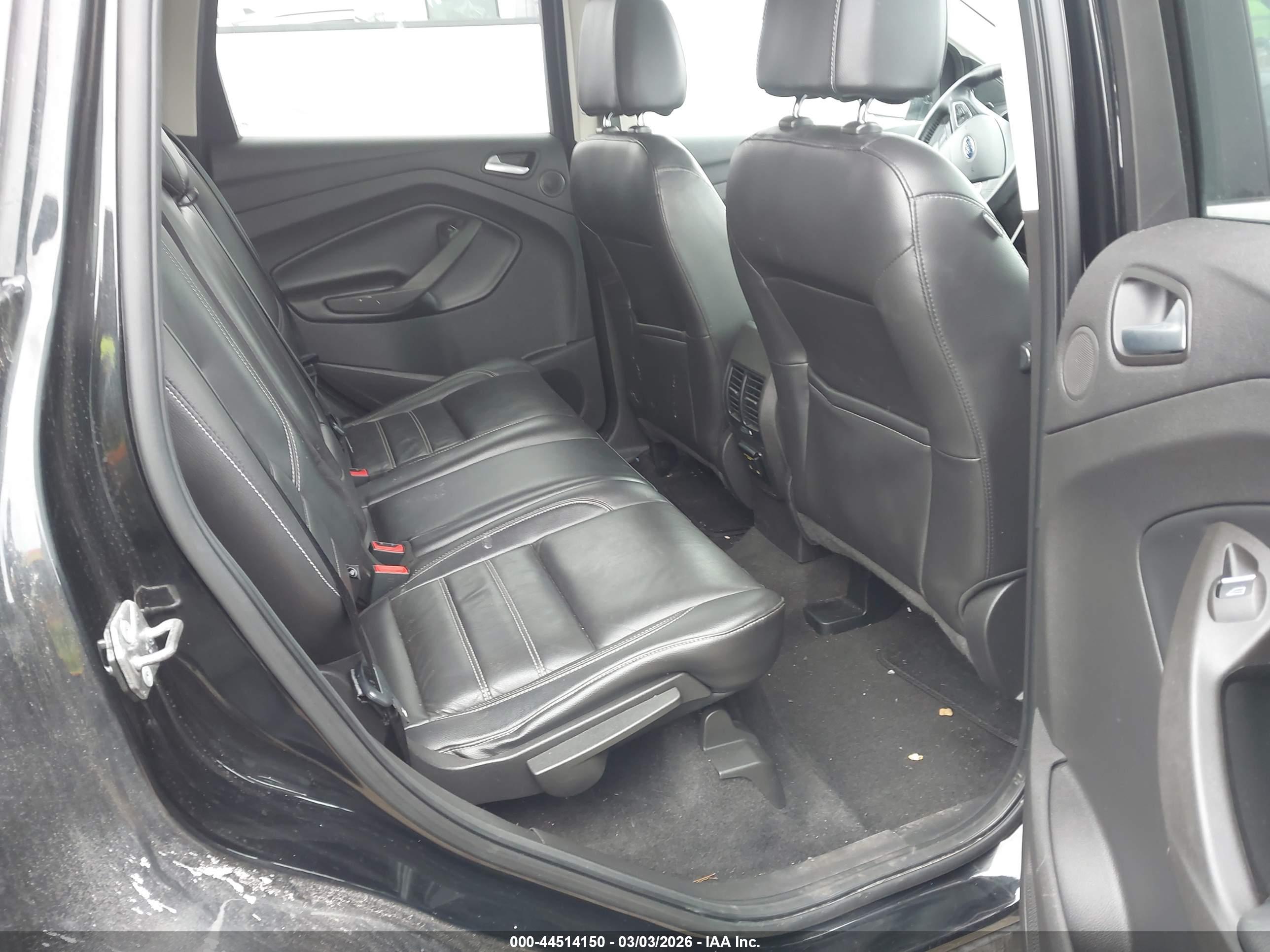 FORD ESCAPE image 8