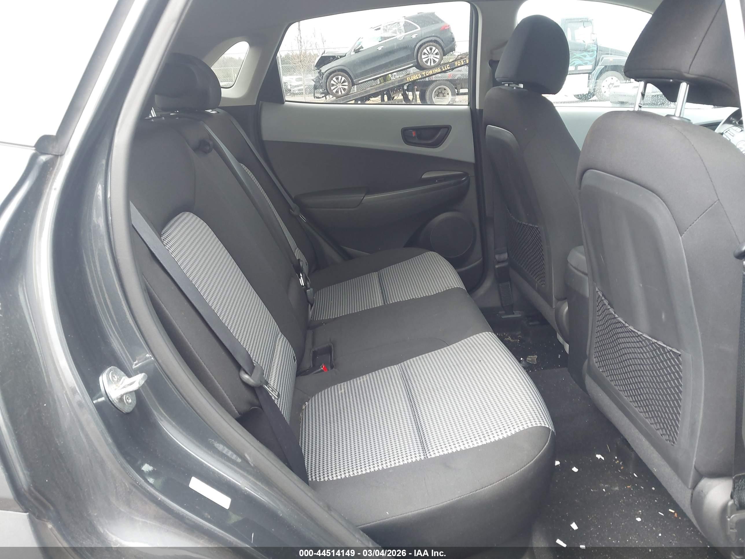 HYUNDAI KONA image 8
