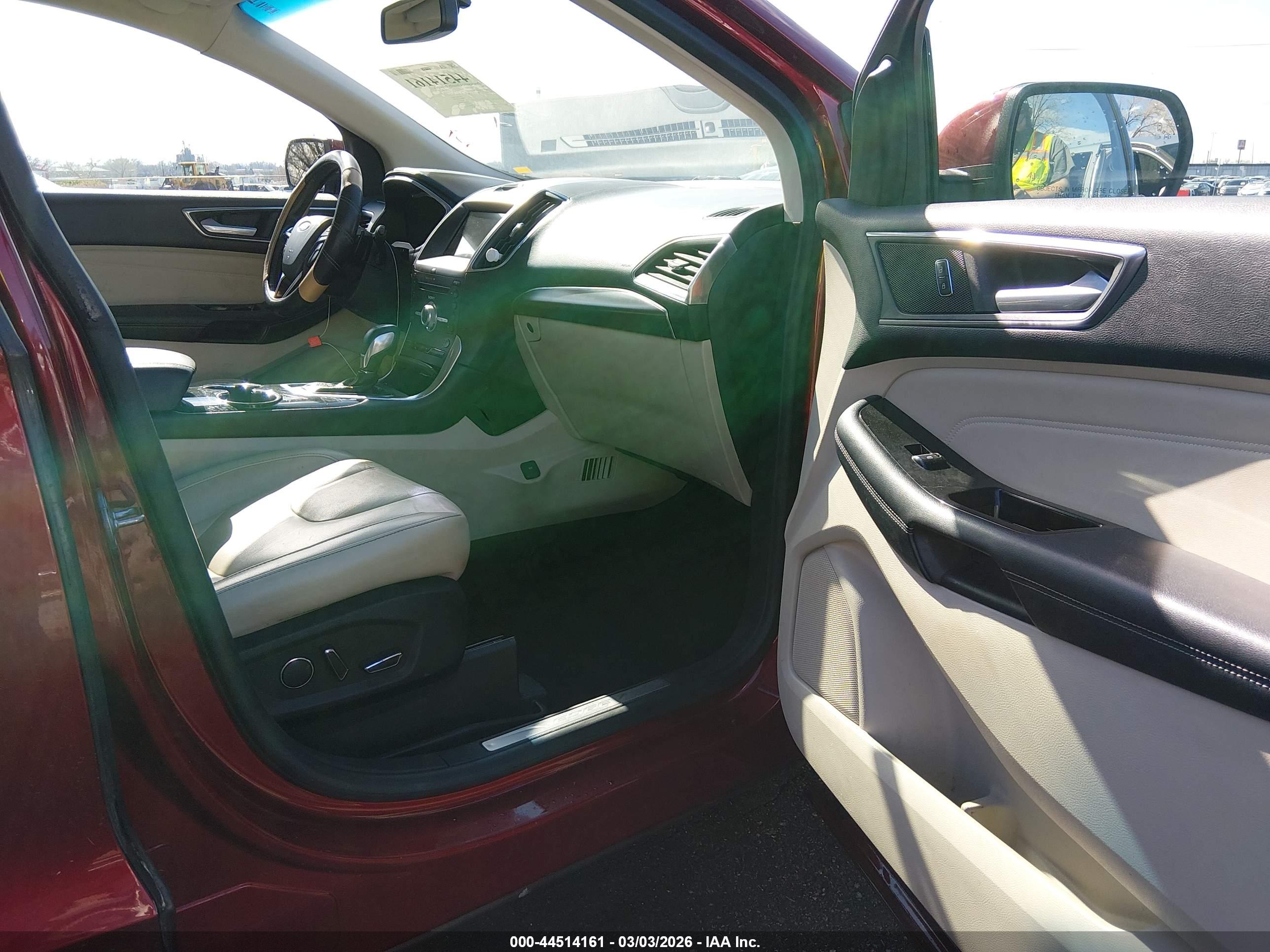 FORD EDGE image 5