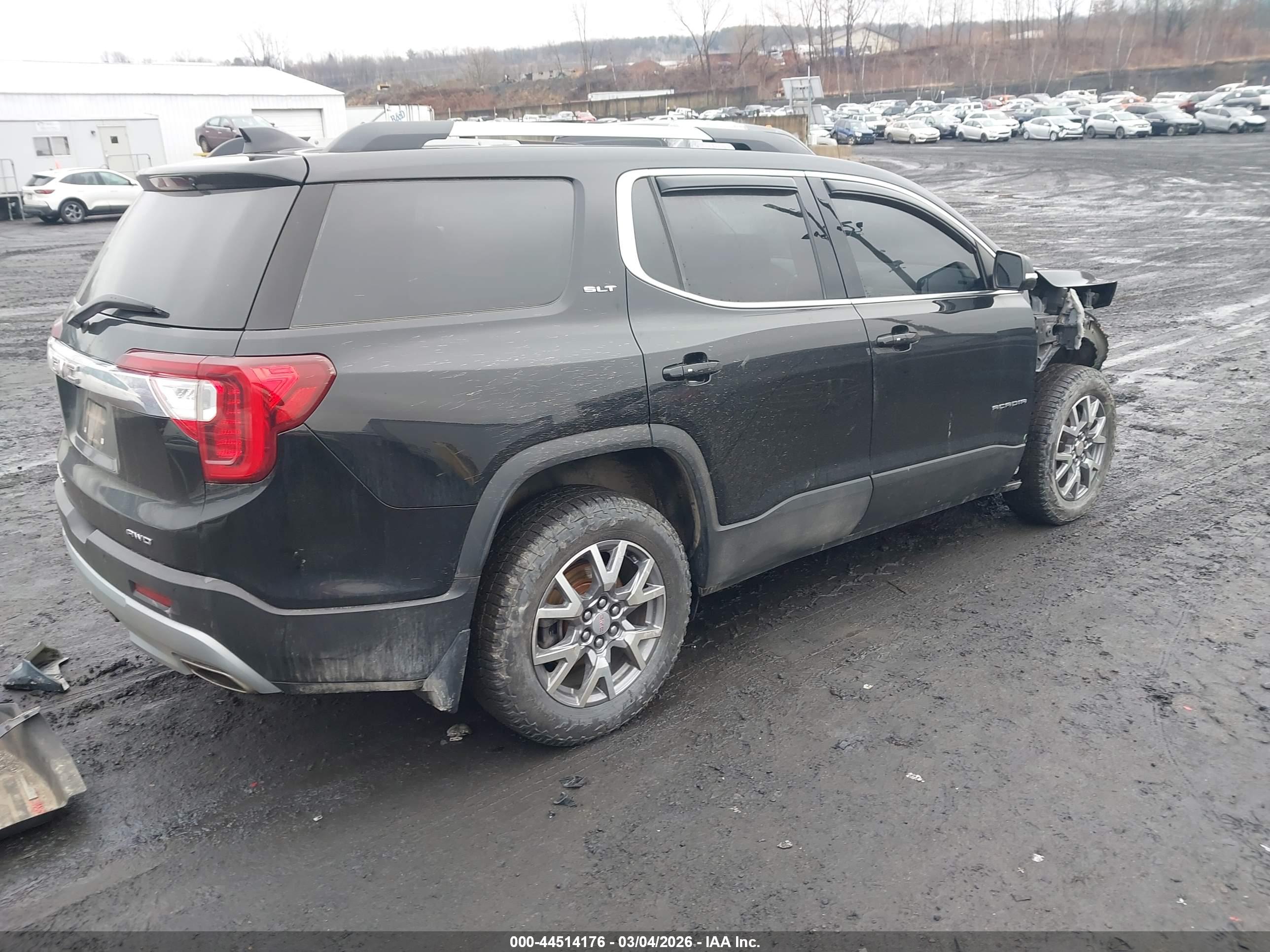 GMC ACADIA image 4