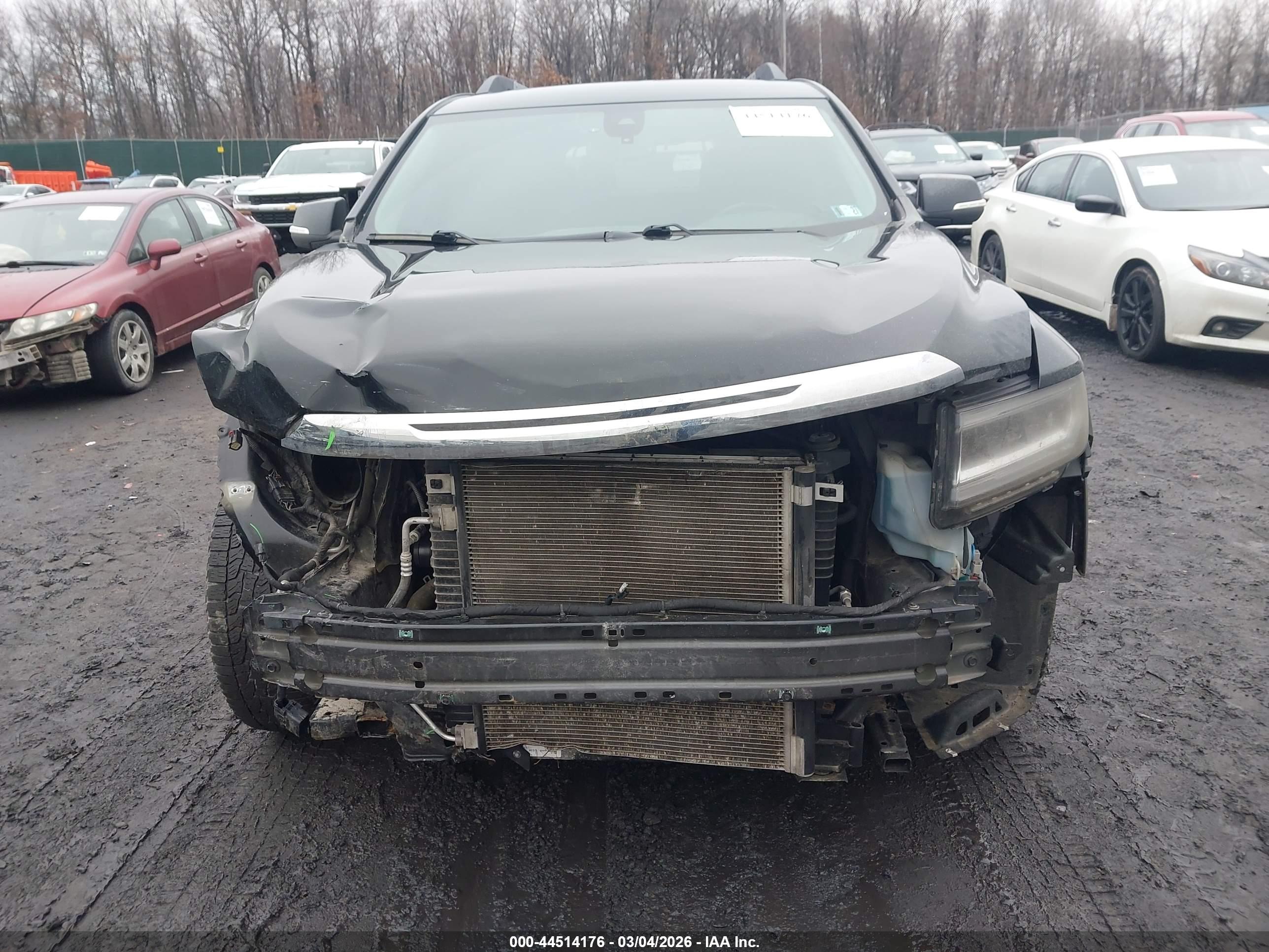 GMC ACADIA image 6