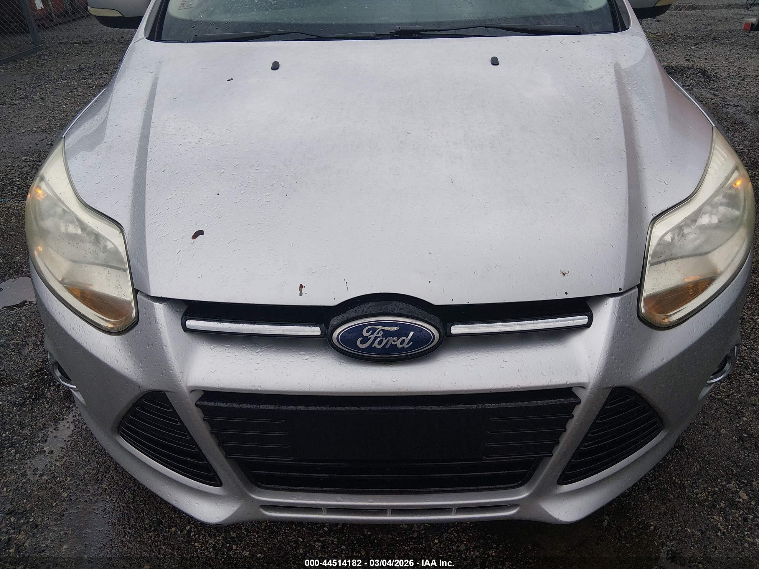 FORD FOCUS image 6