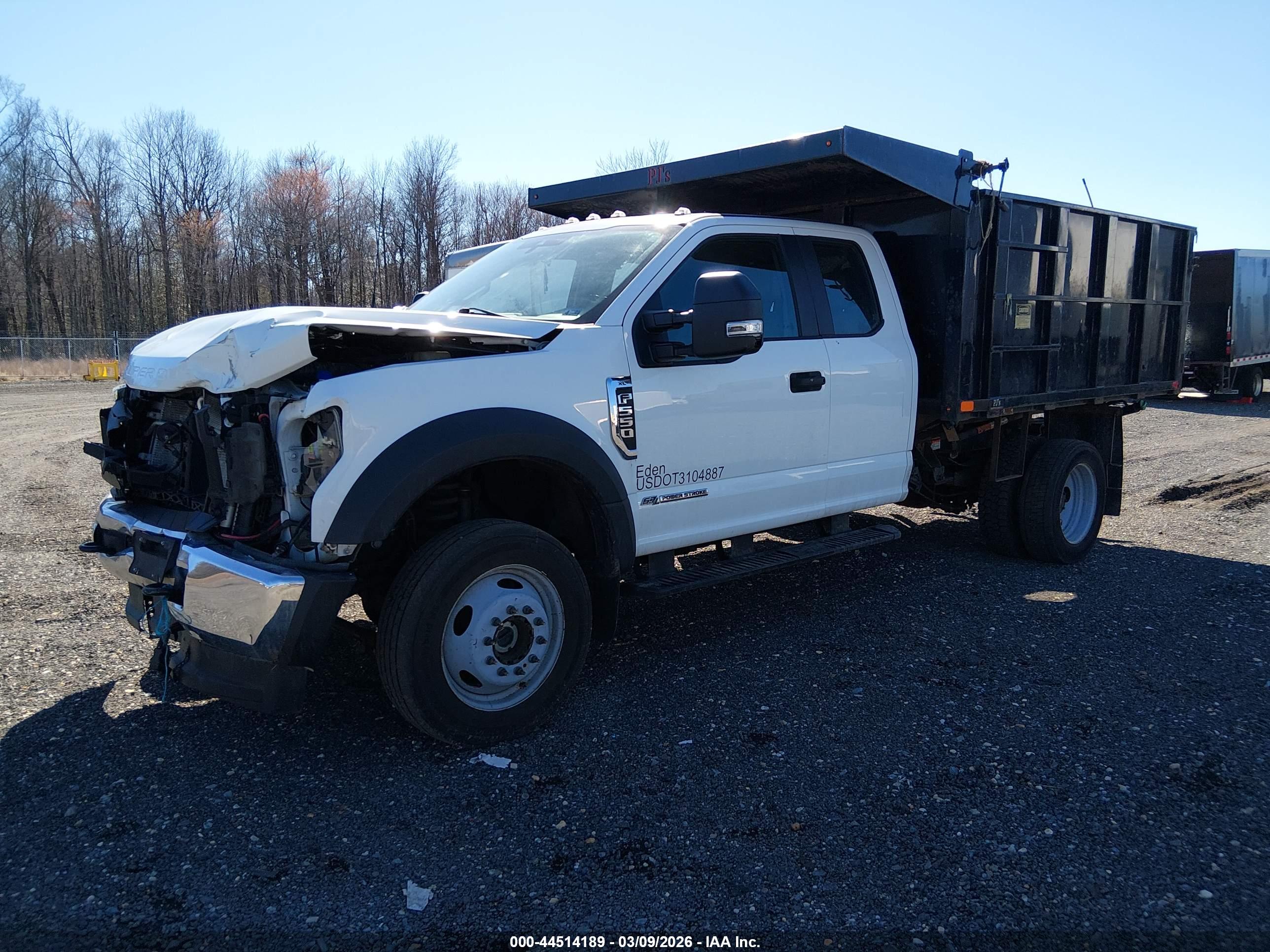 FORD F-550 image 2
