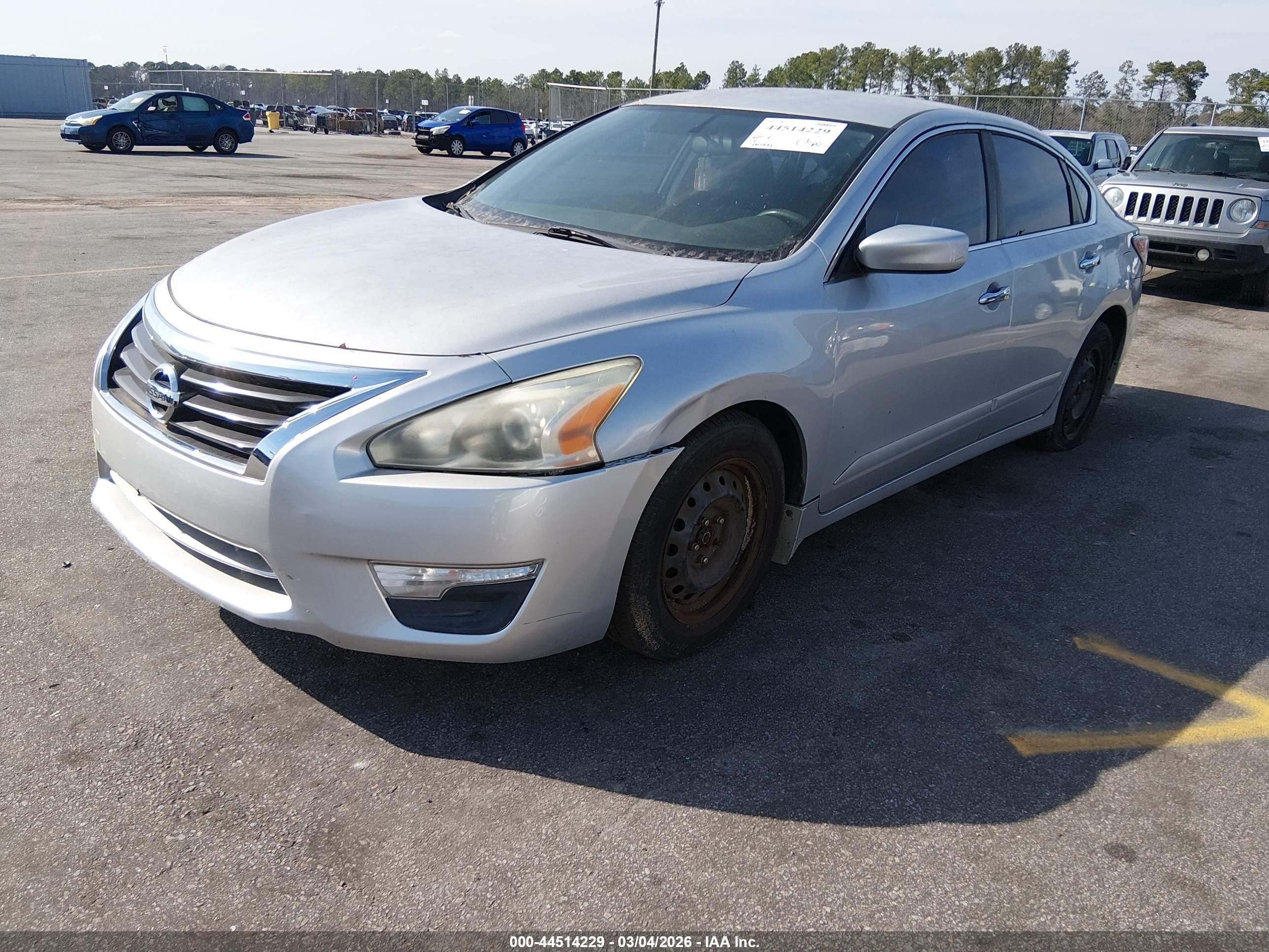 NISSAN ALTIMA image 2