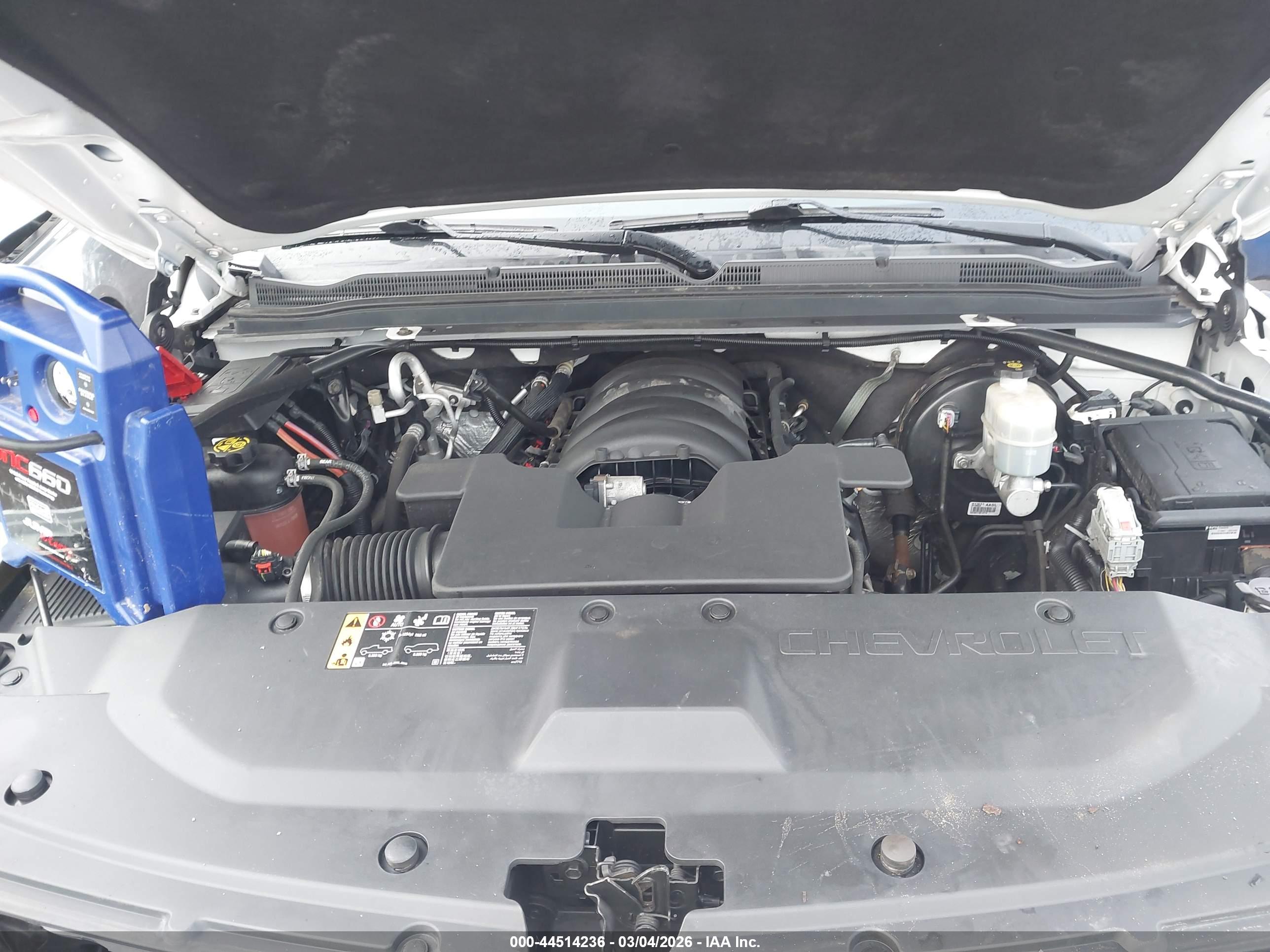CHEVROLET TAHOE image 10