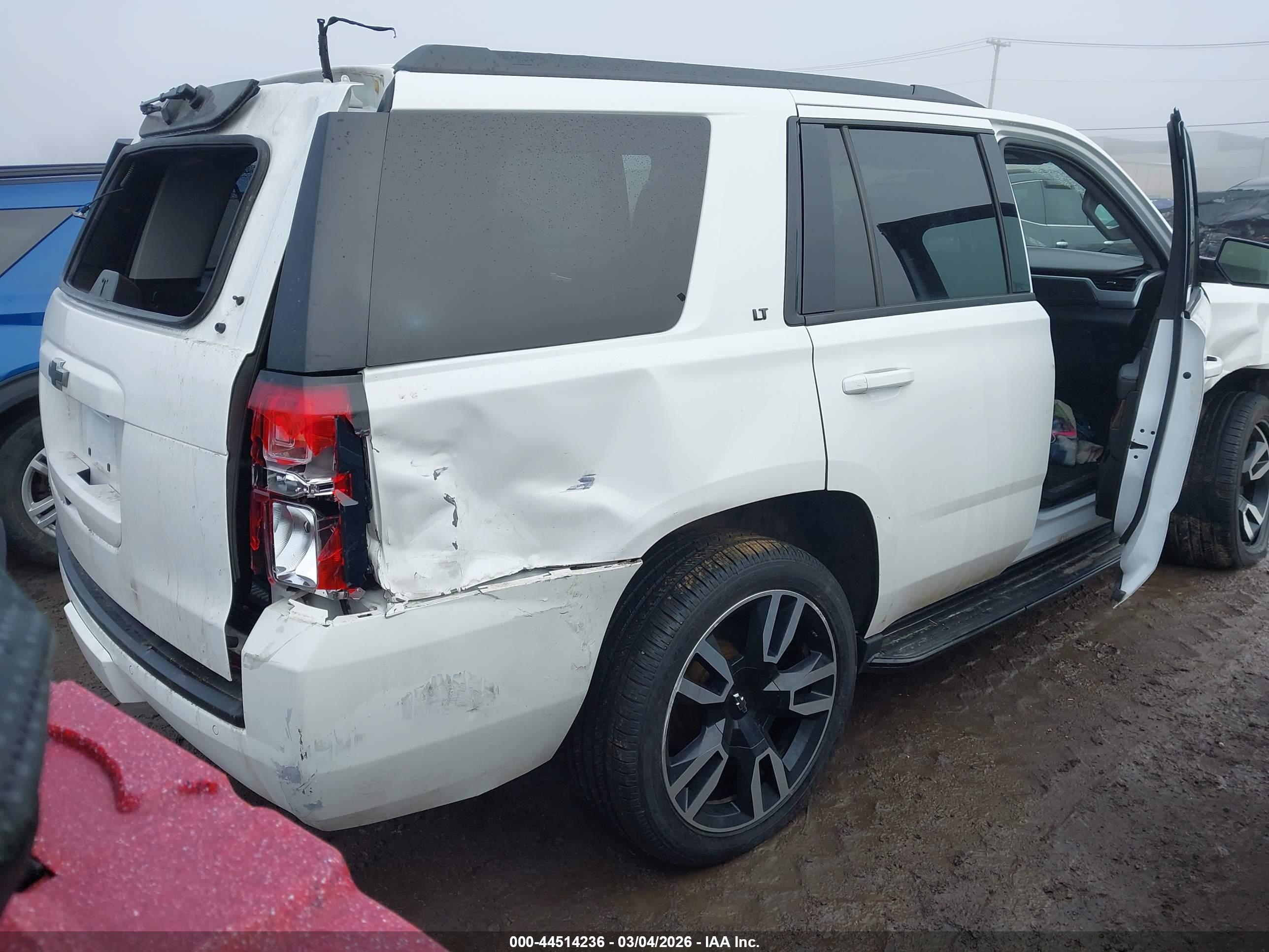 CHEVROLET TAHOE image 4