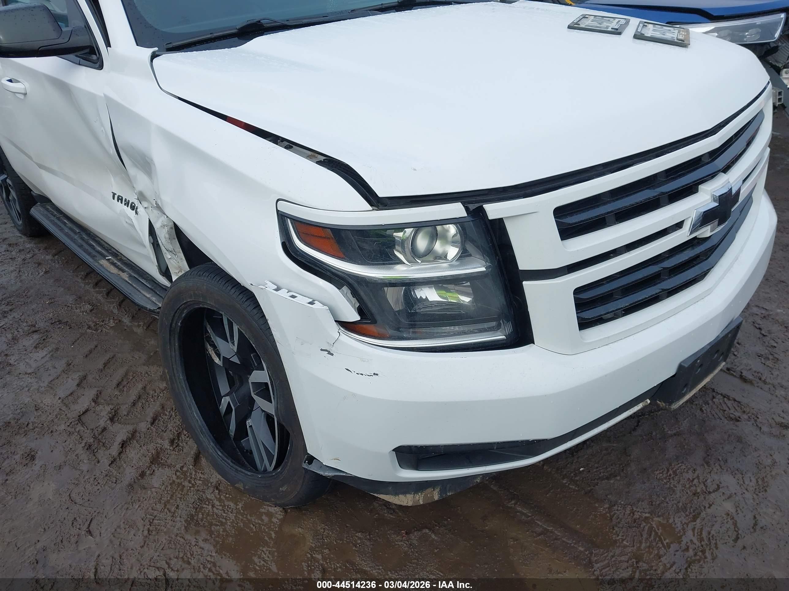 CHEVROLET TAHOE image 6